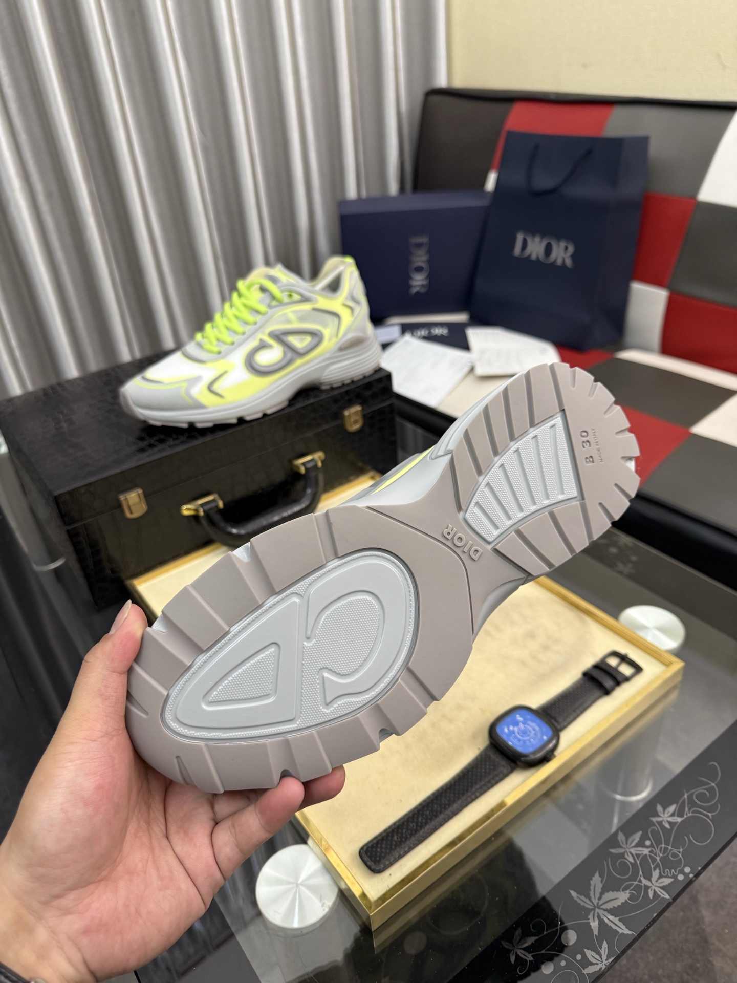 Dior