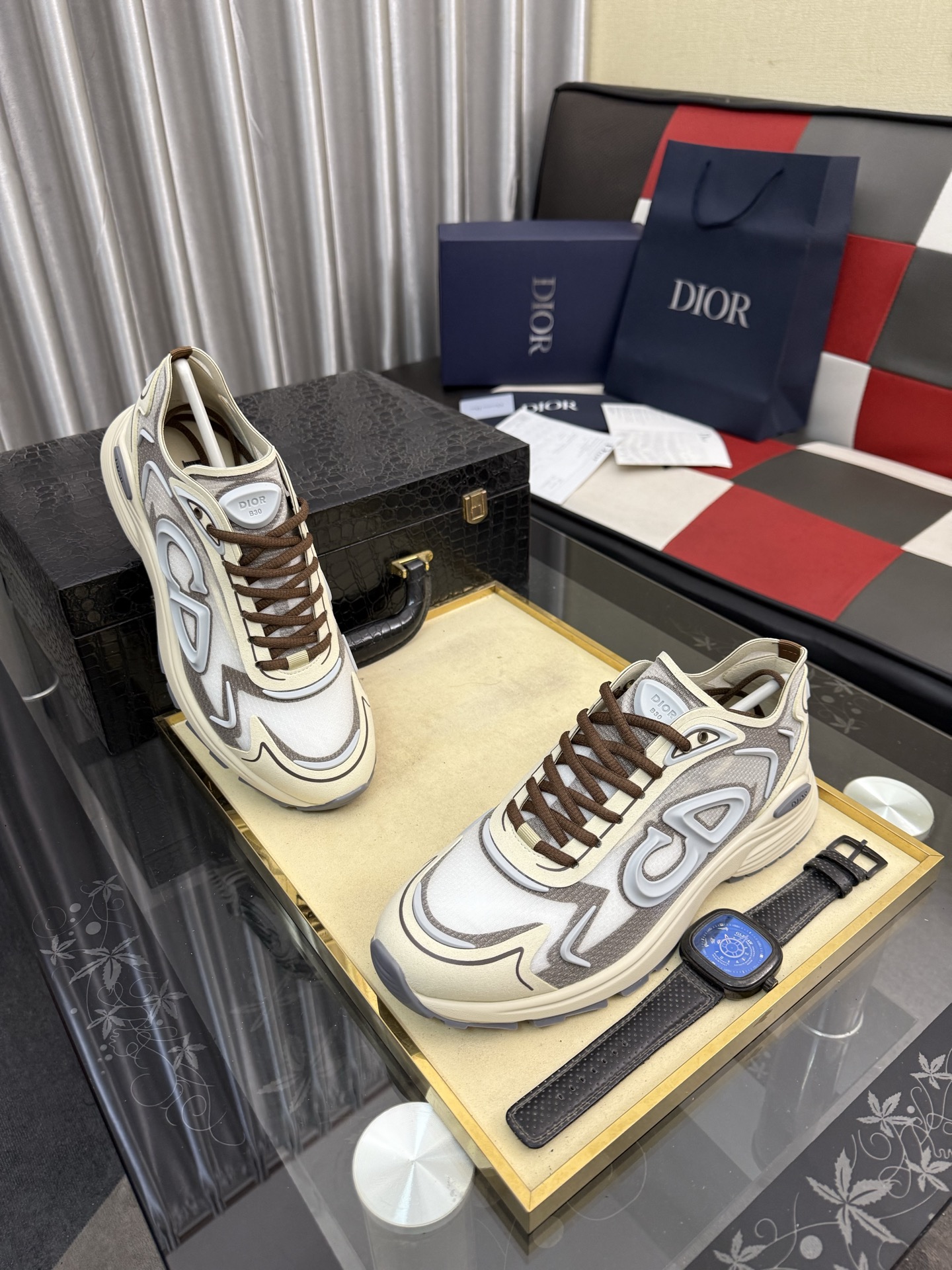 Dior