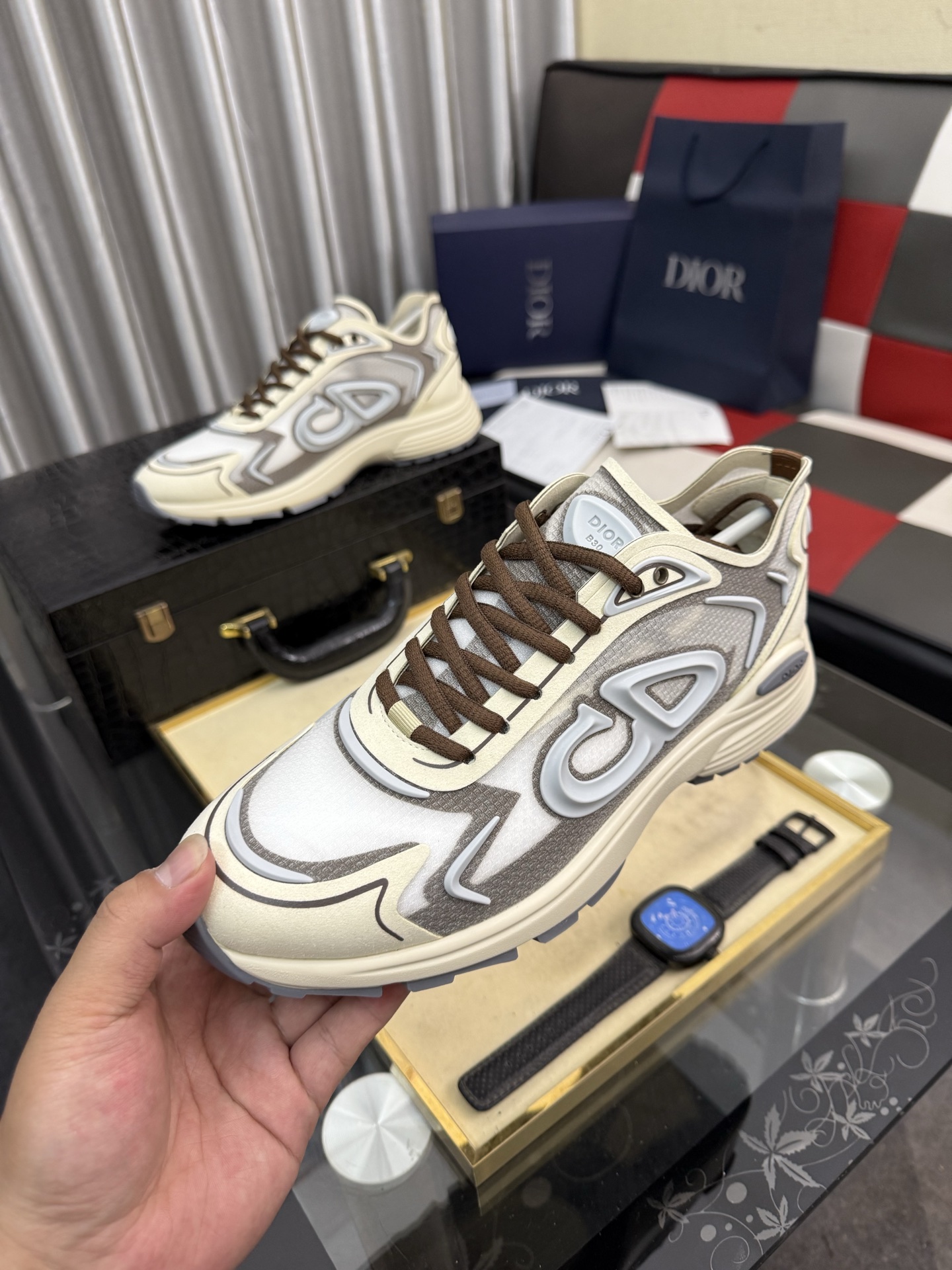 Dior