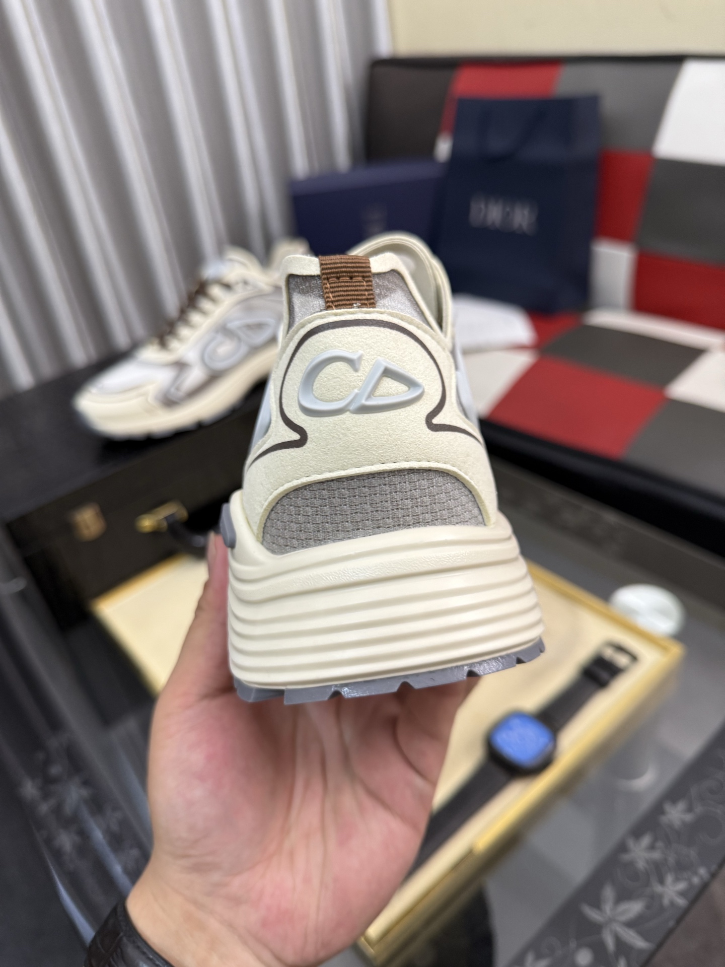Dior