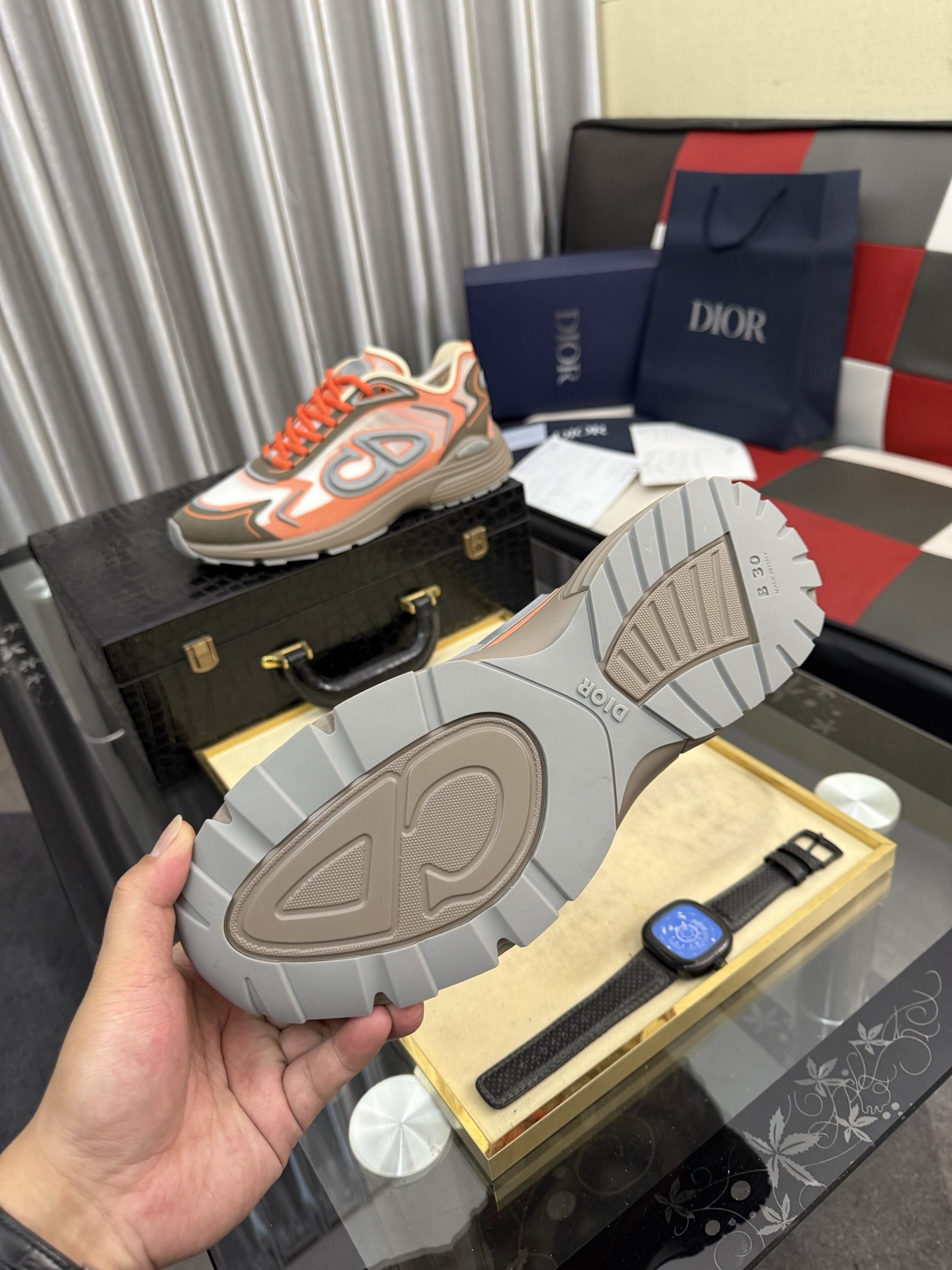 Dior