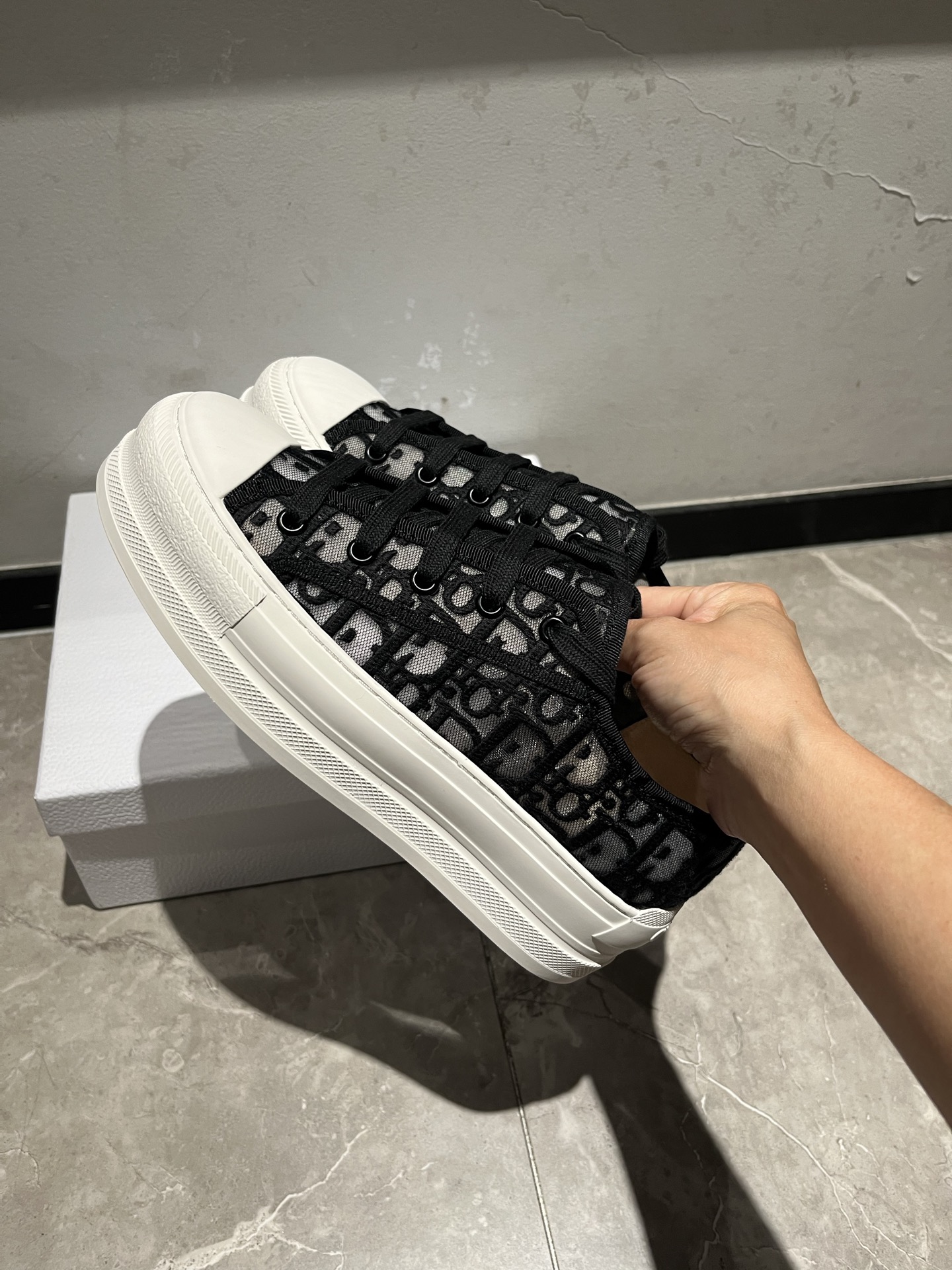Dior