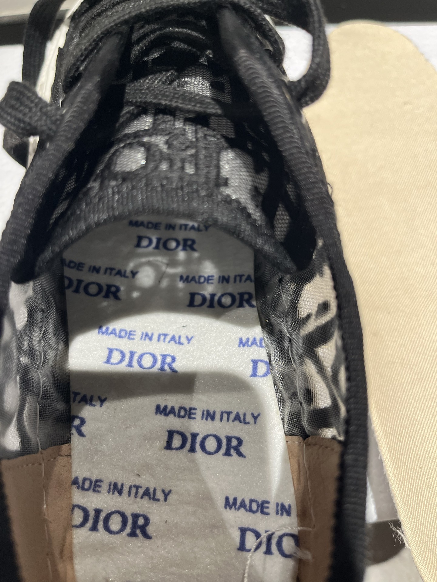 Dior