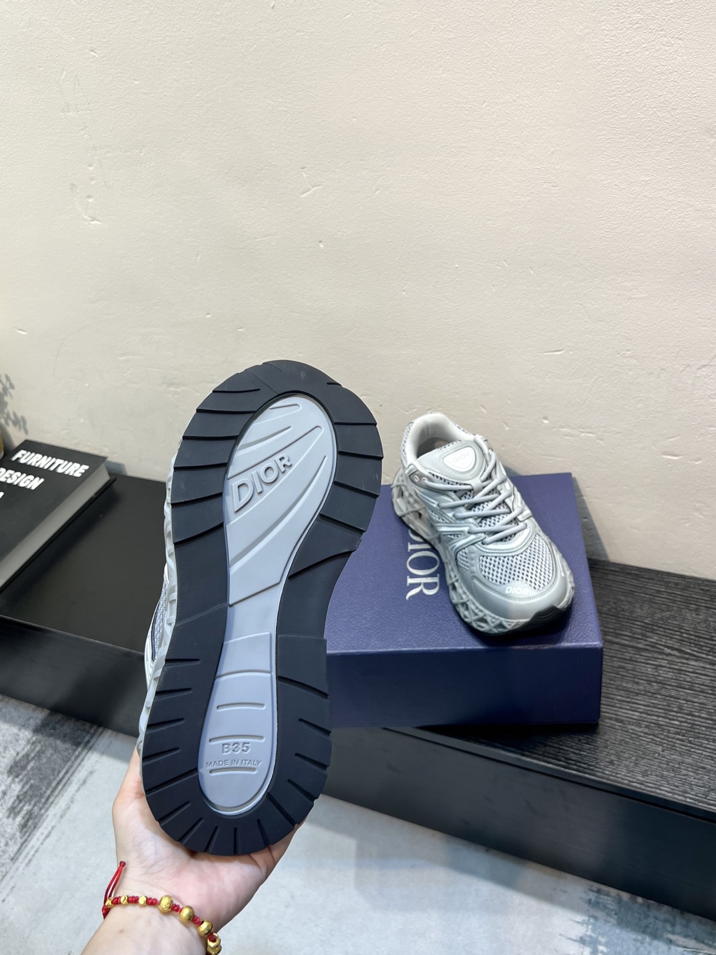 Dior