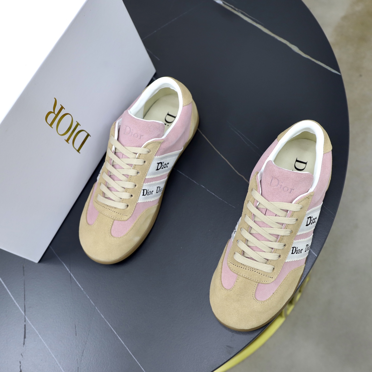 Dior