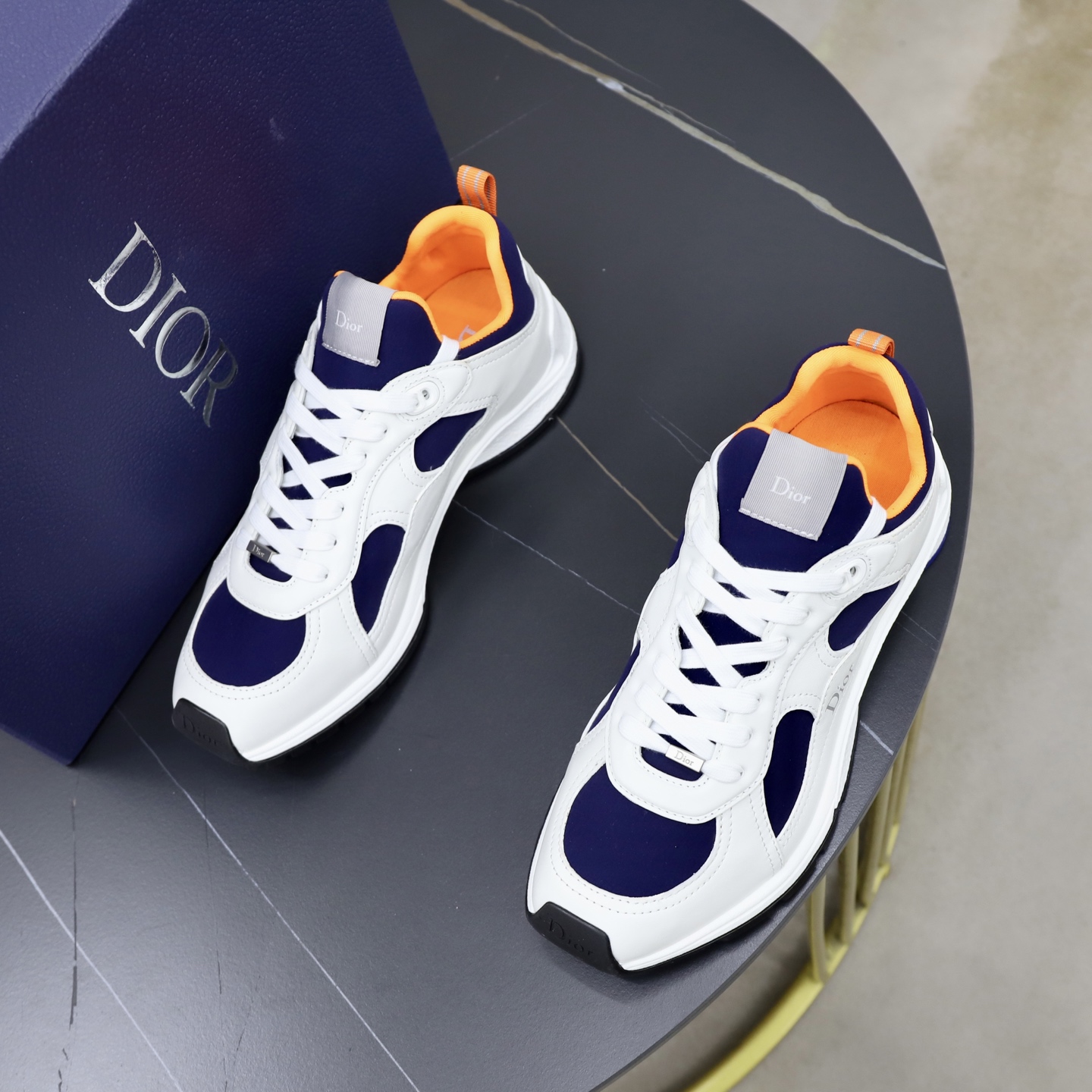 Dior