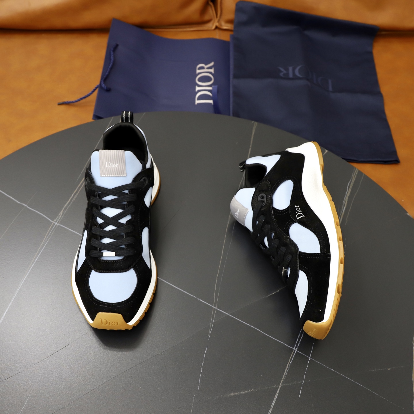 Dior