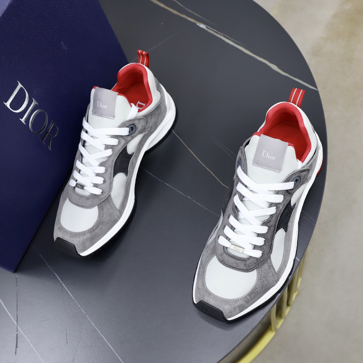 Dior