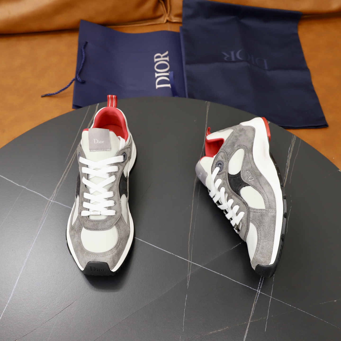 Dior