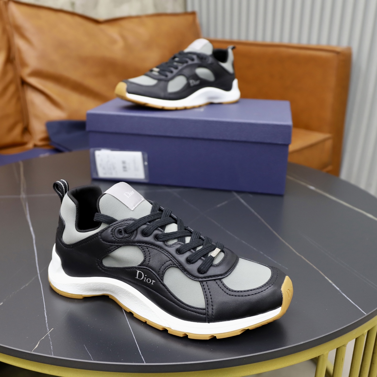 Dior