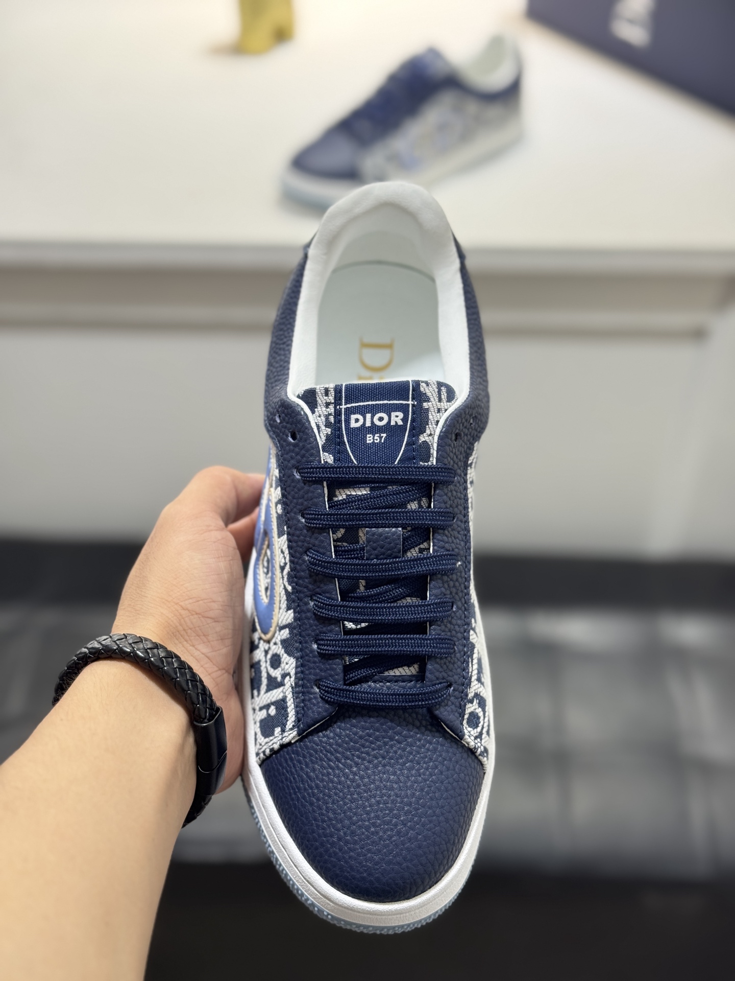 Dior