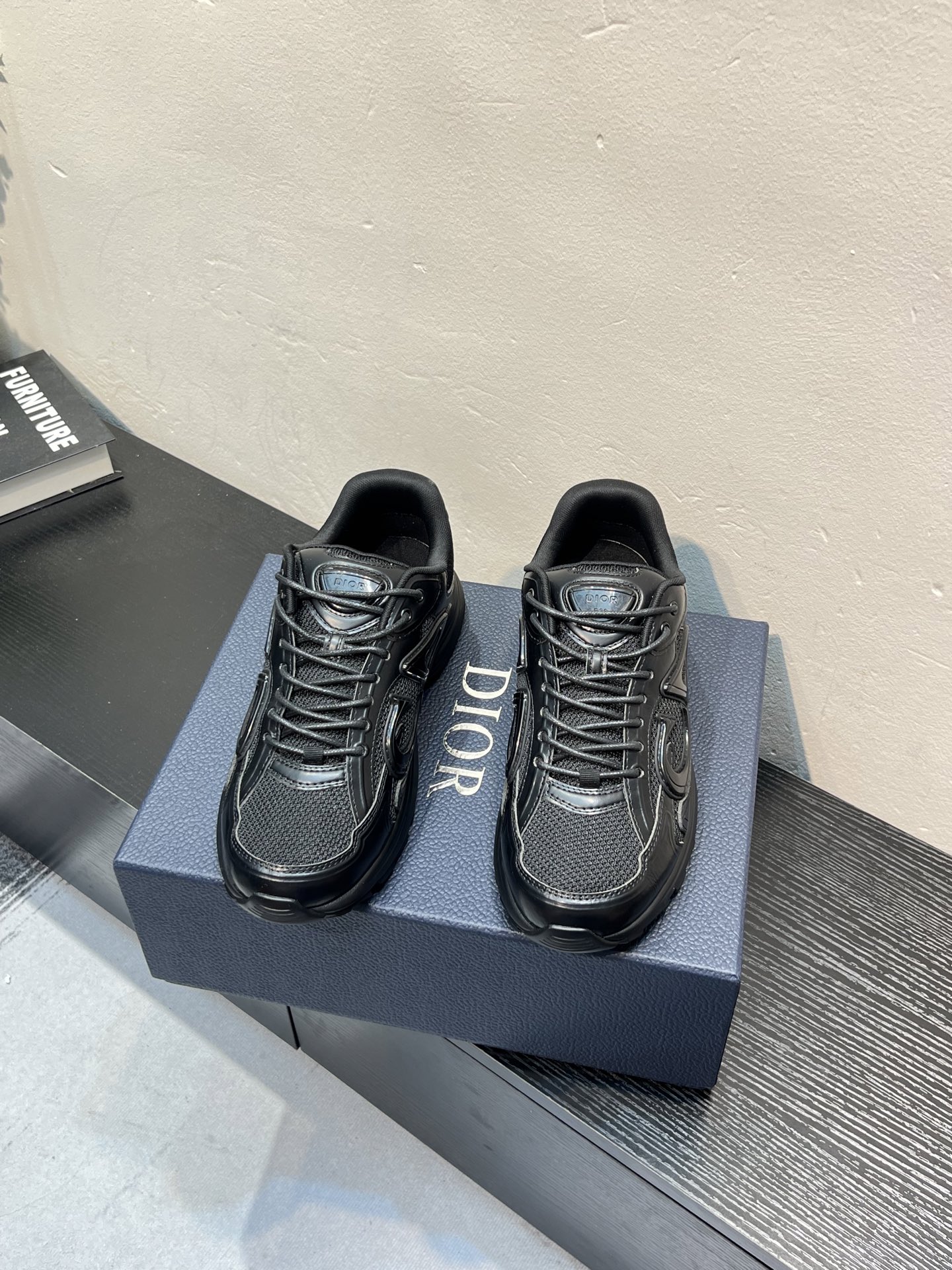 Dior