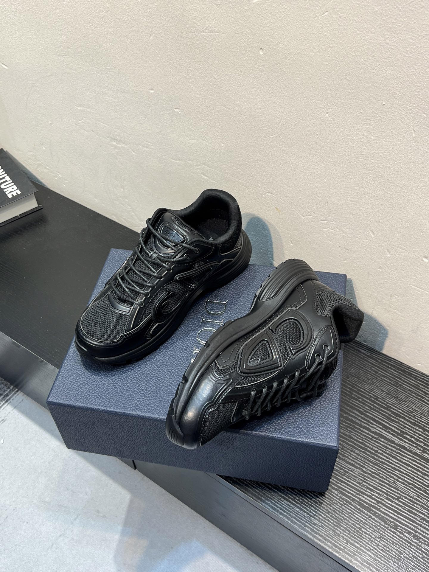 Dior