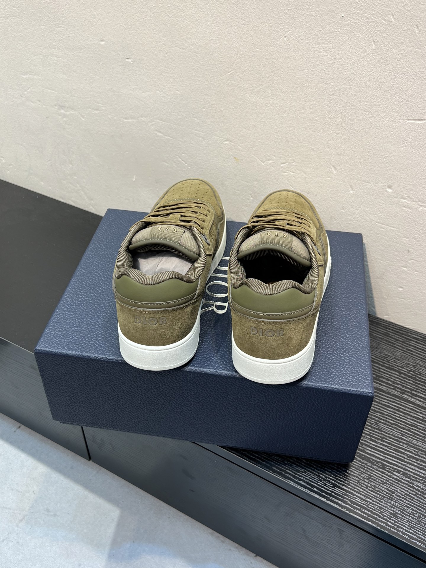 Dior