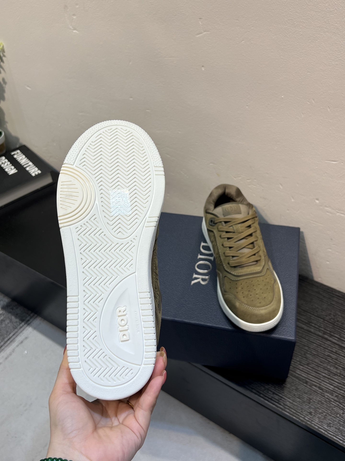 Dior