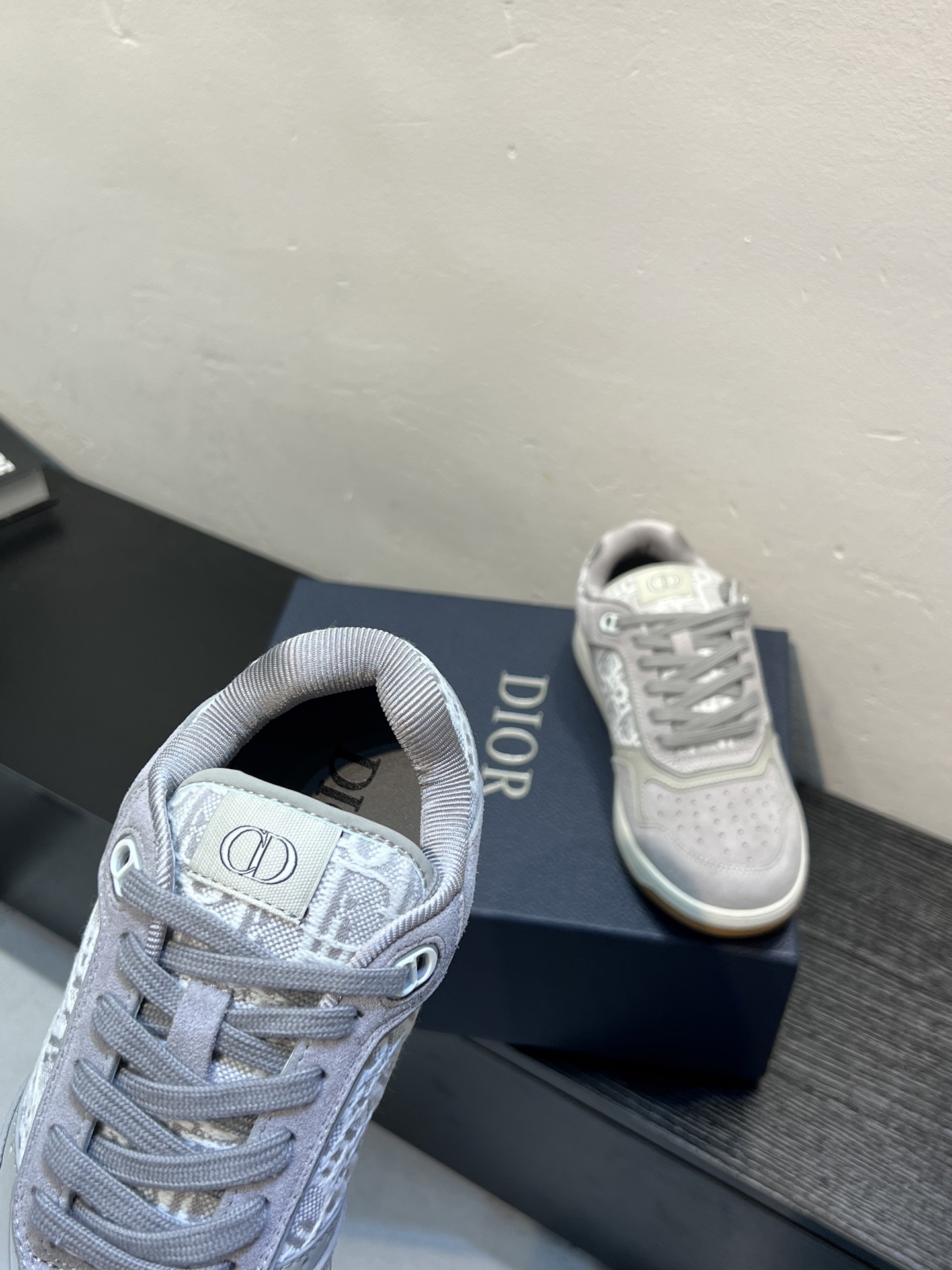 Dior