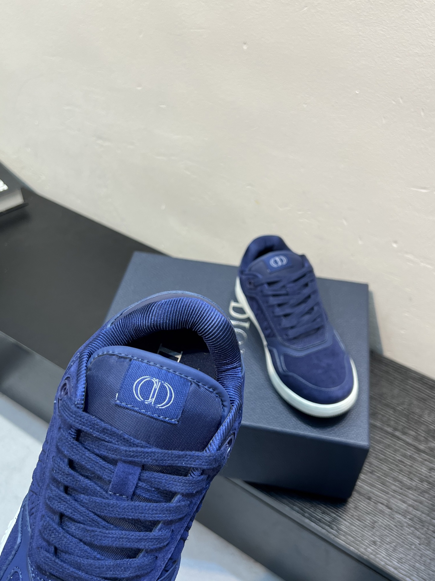 Dior
