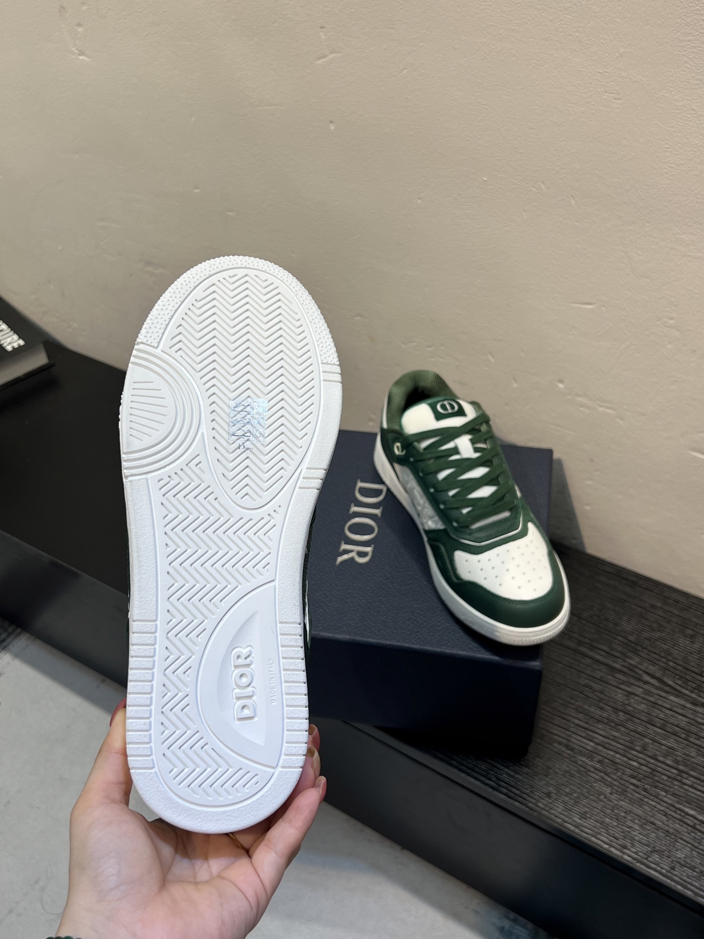 Dior