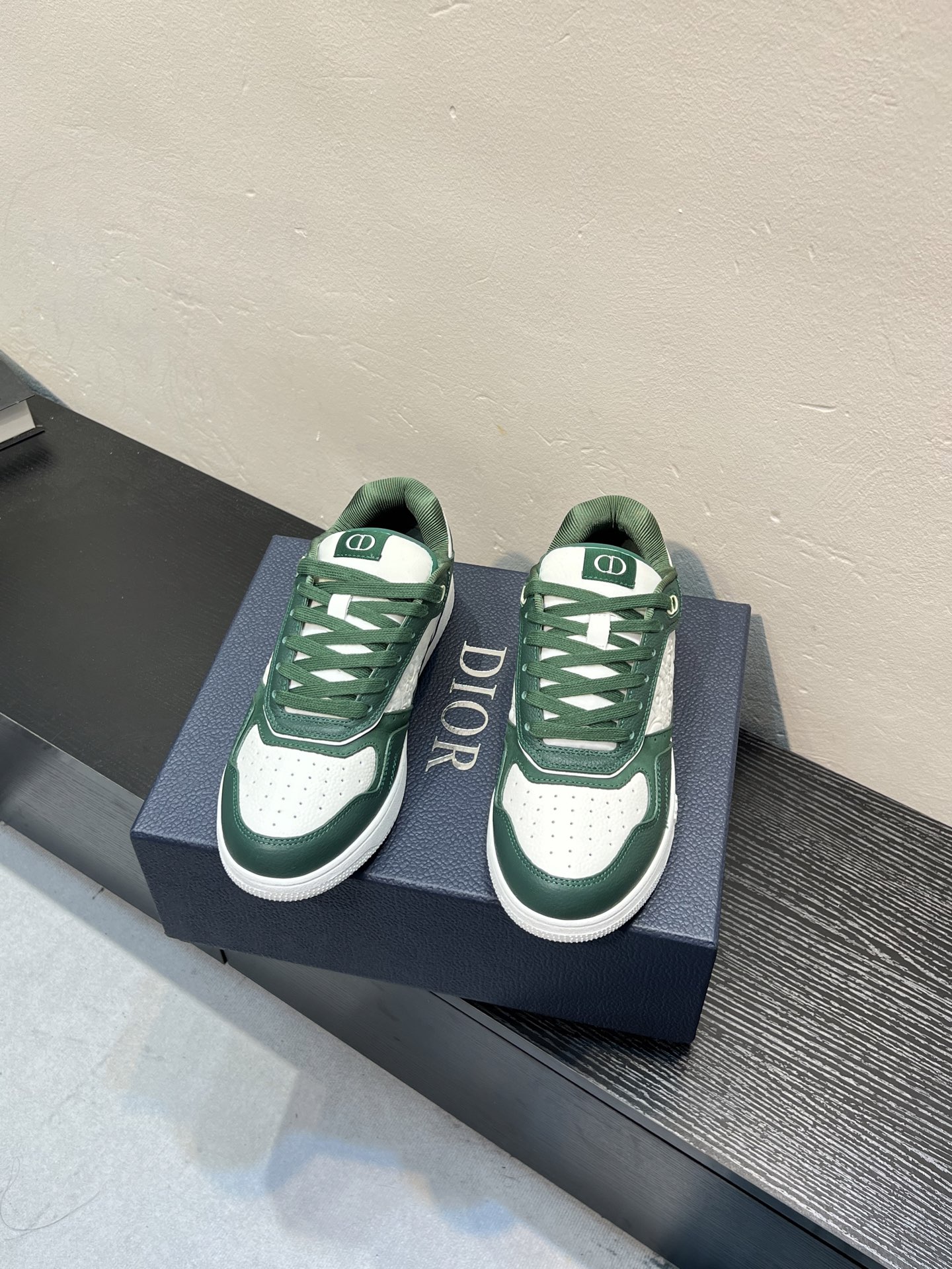 Dior