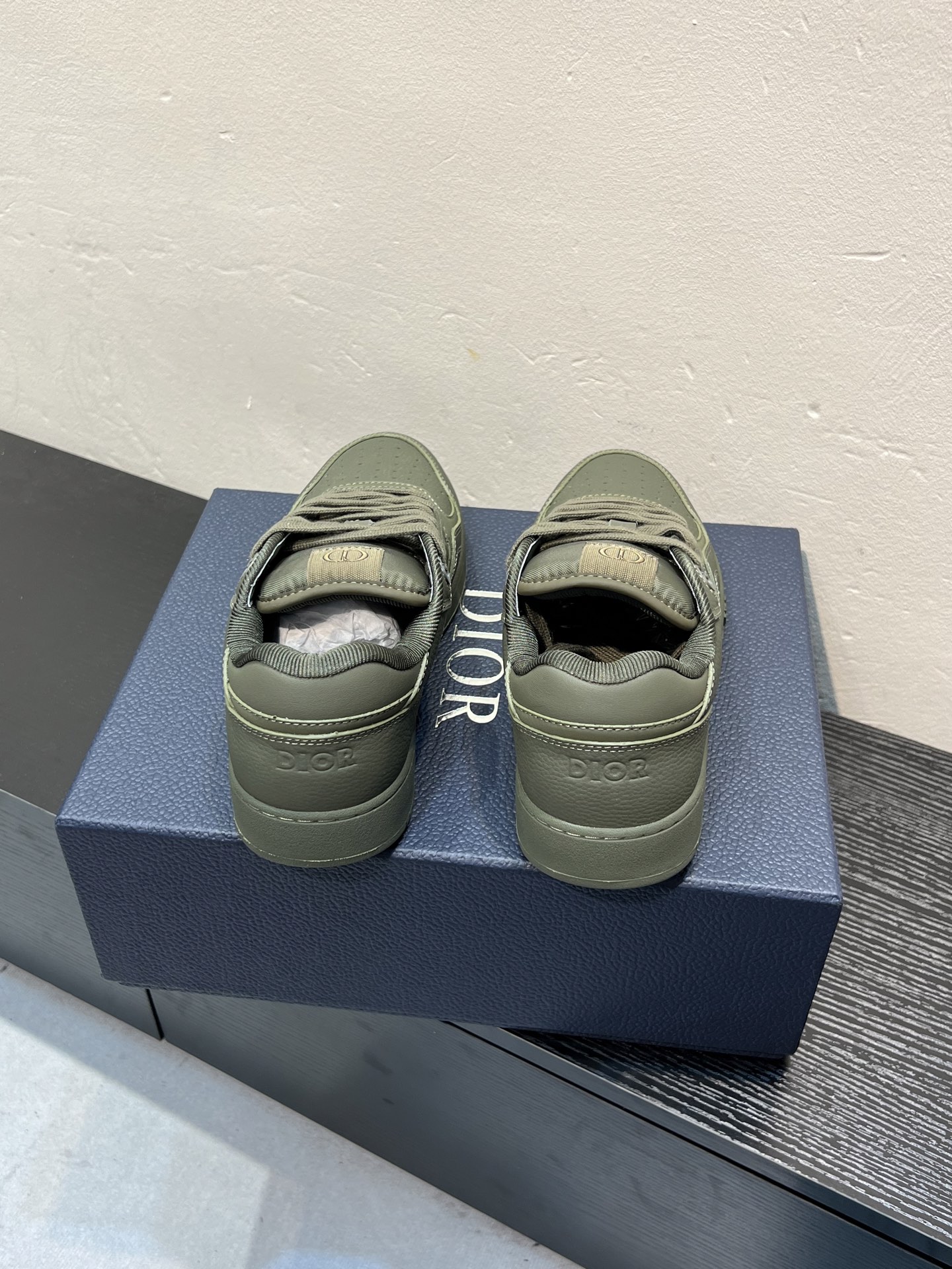 Dior