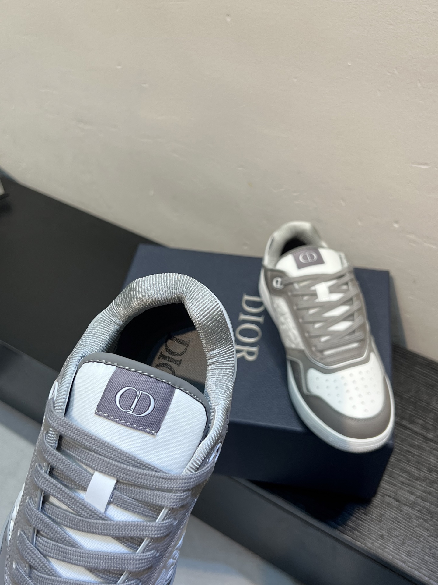 Dior