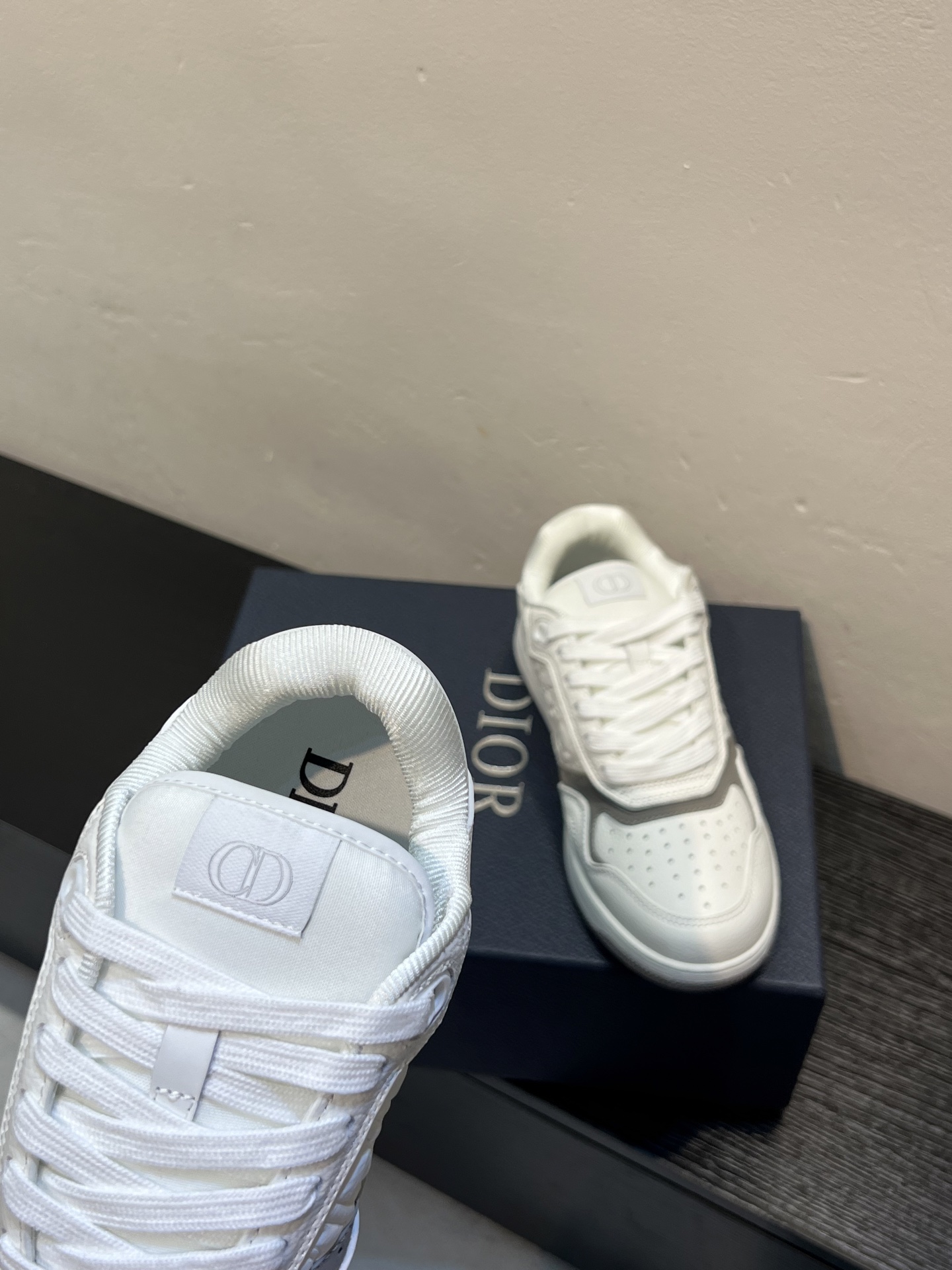 Dior