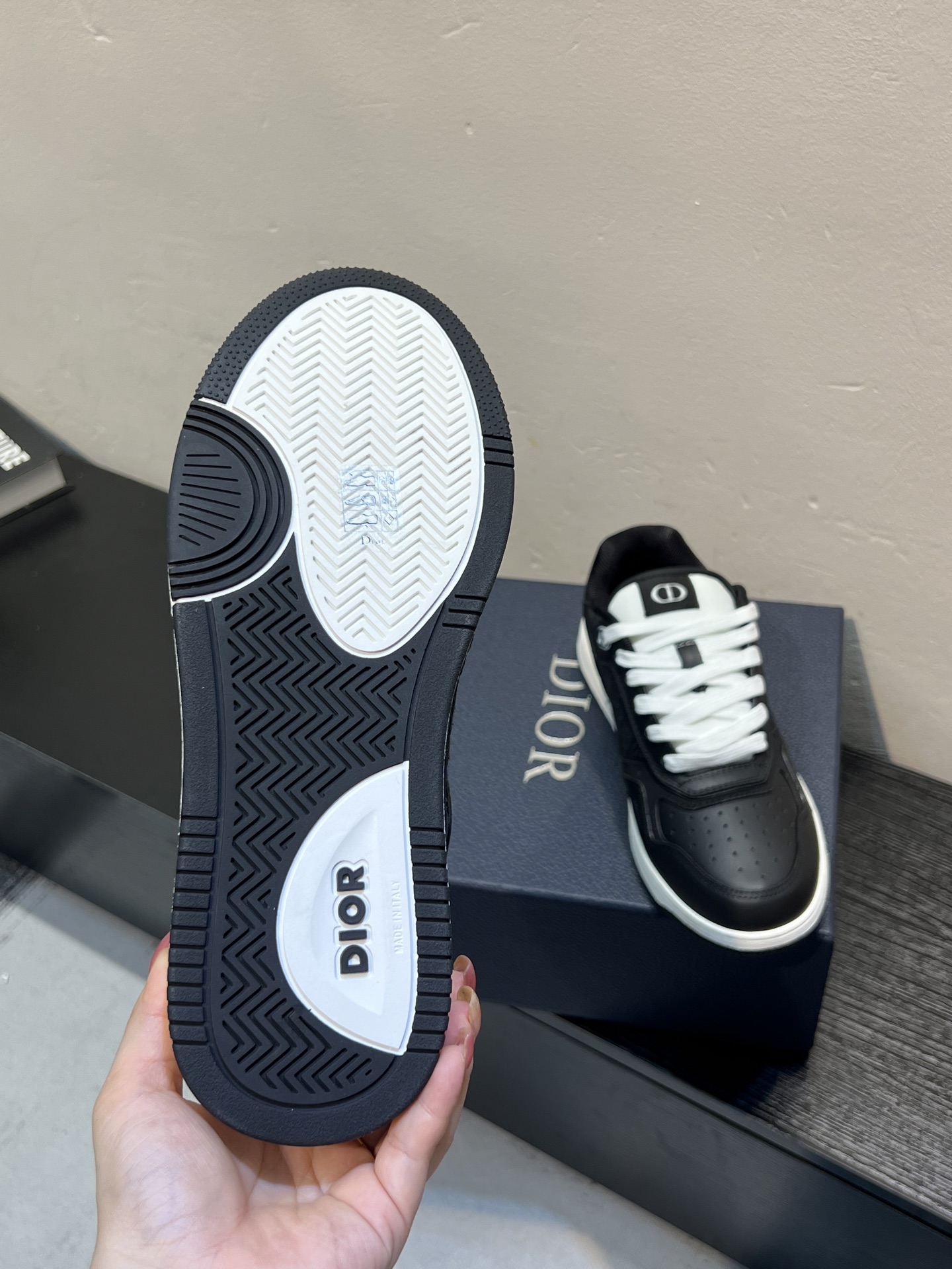 Dior