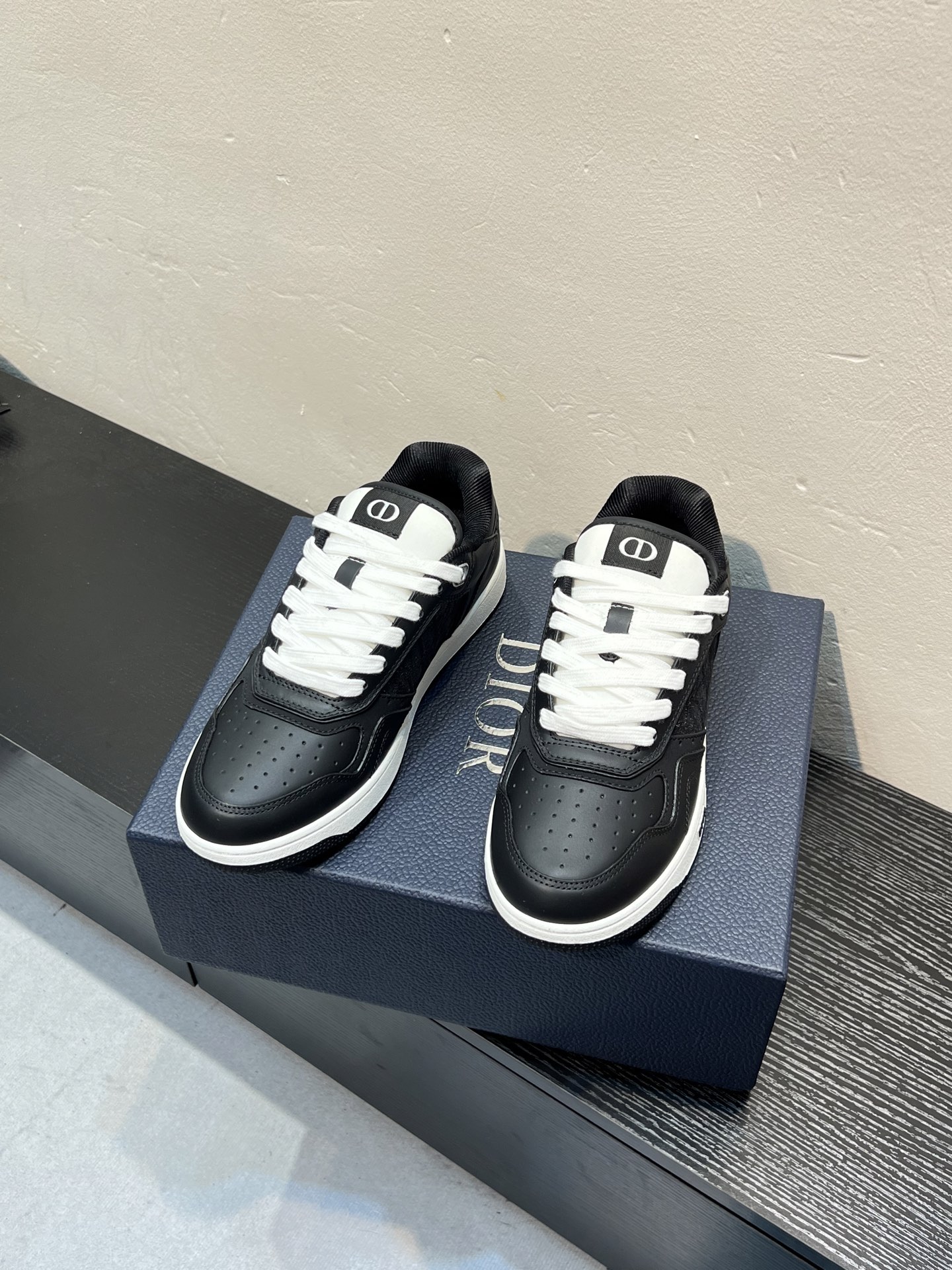 Dior