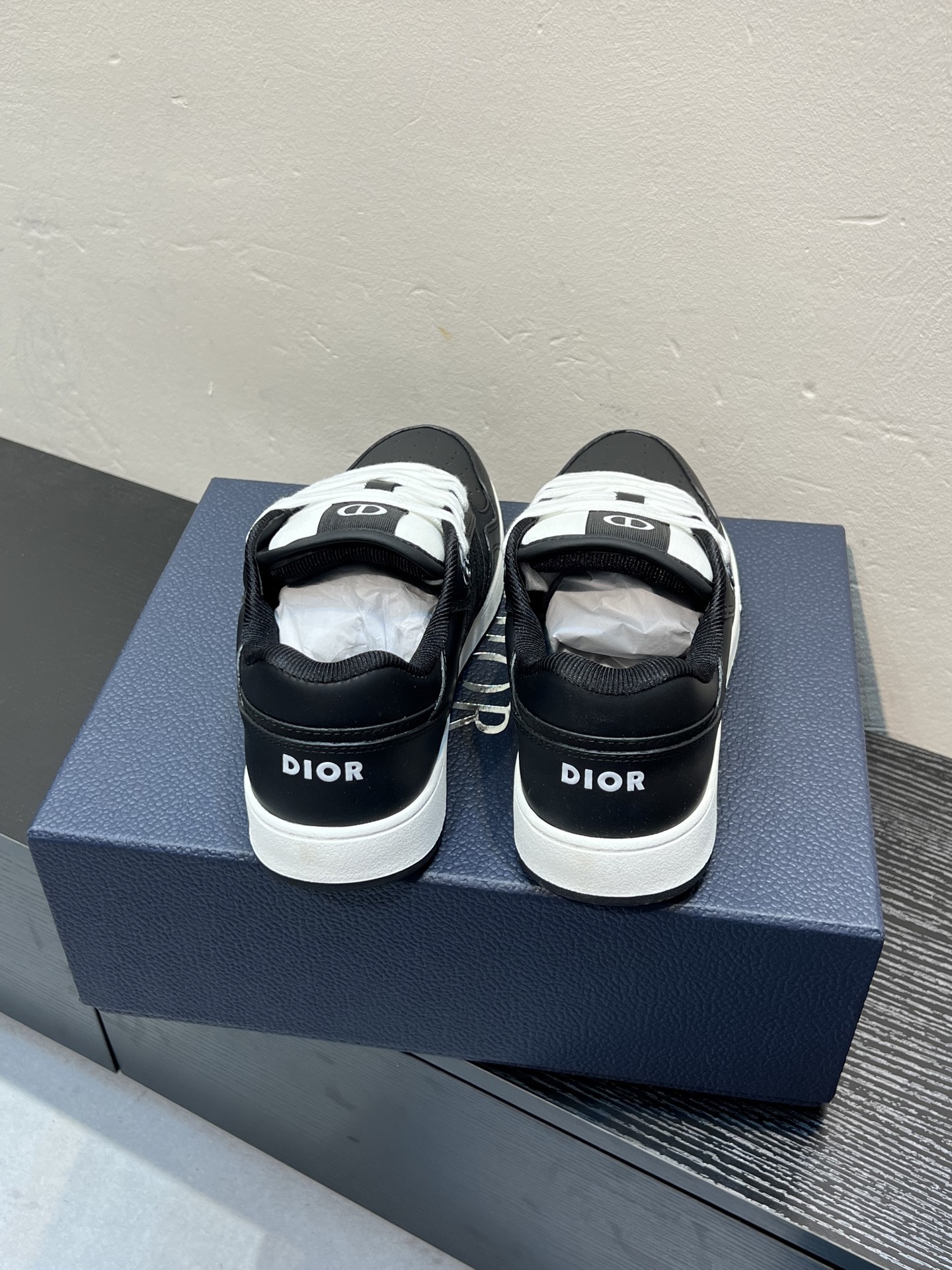 Dior