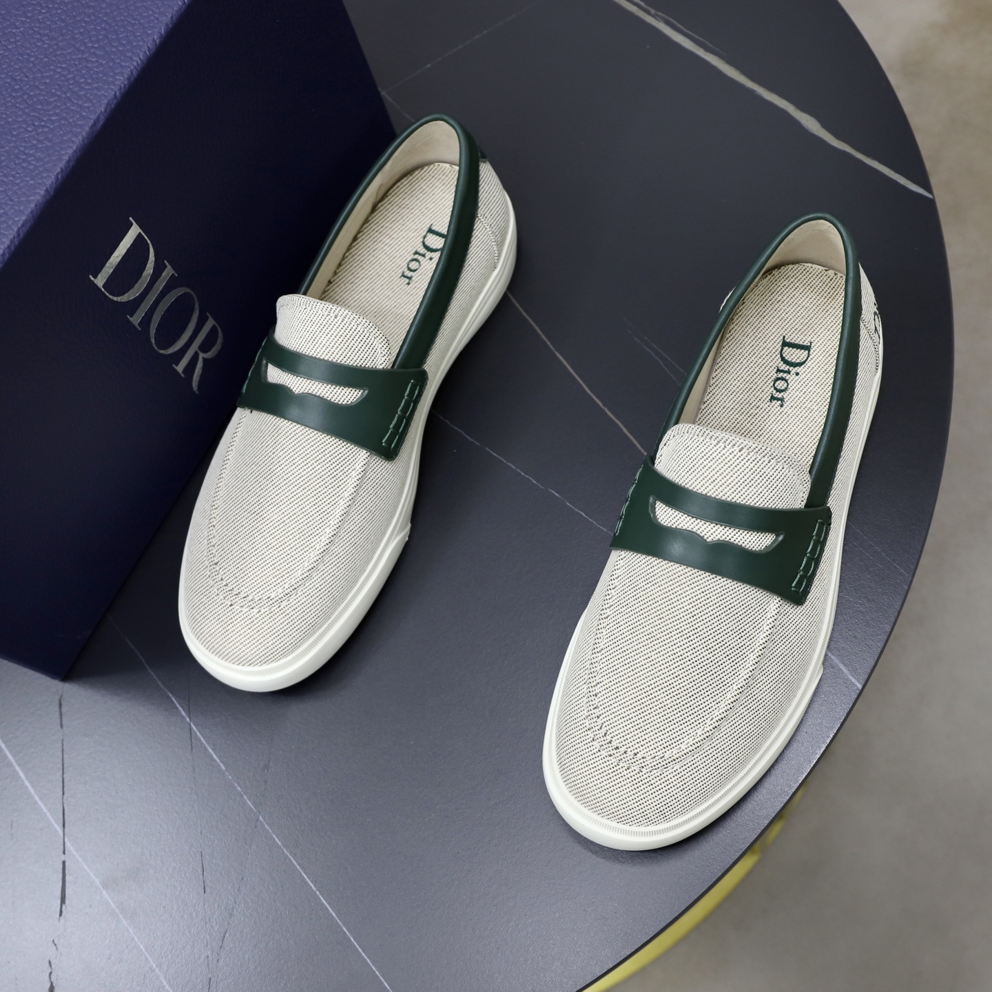 Dior
