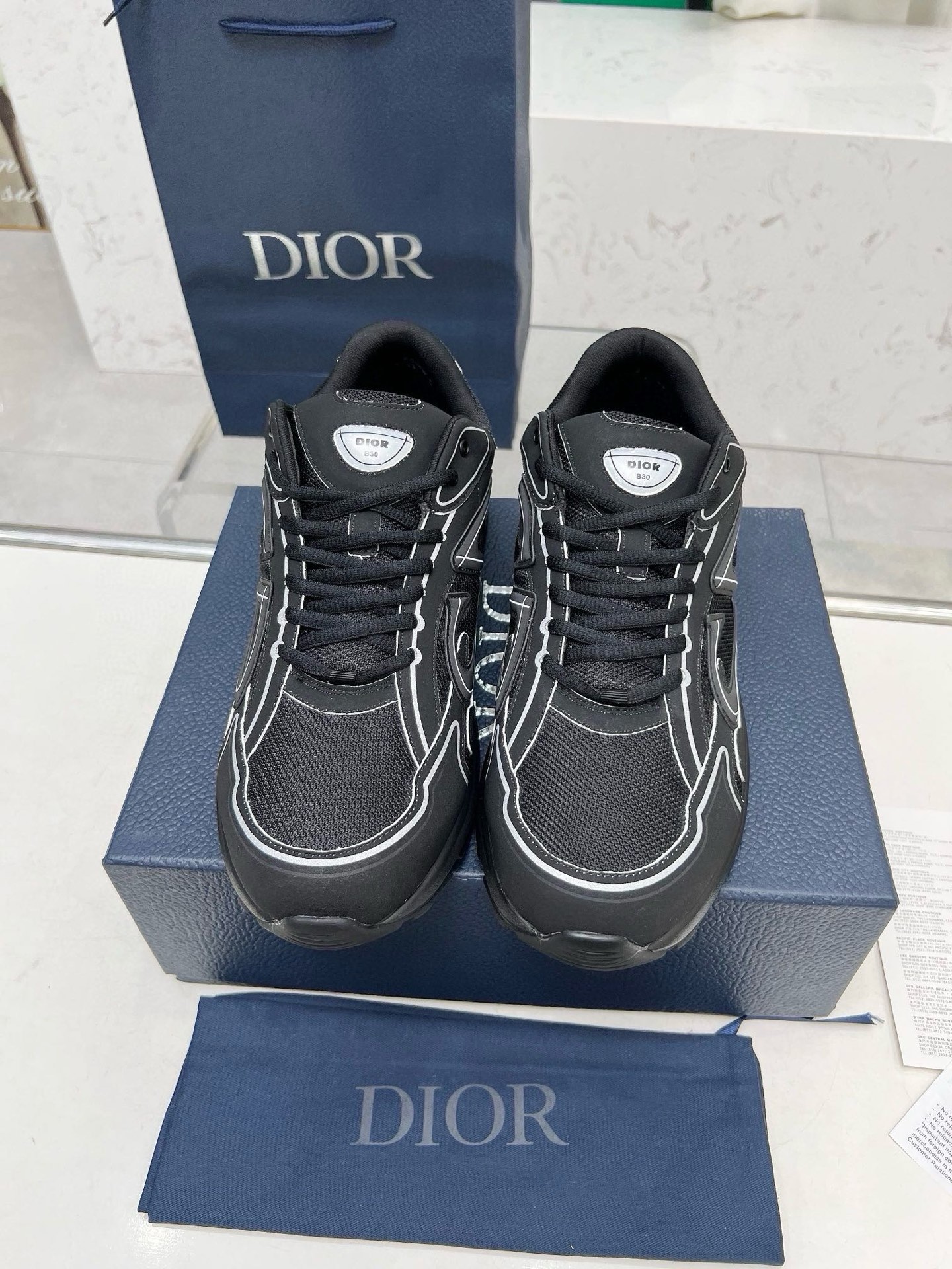 Dior
