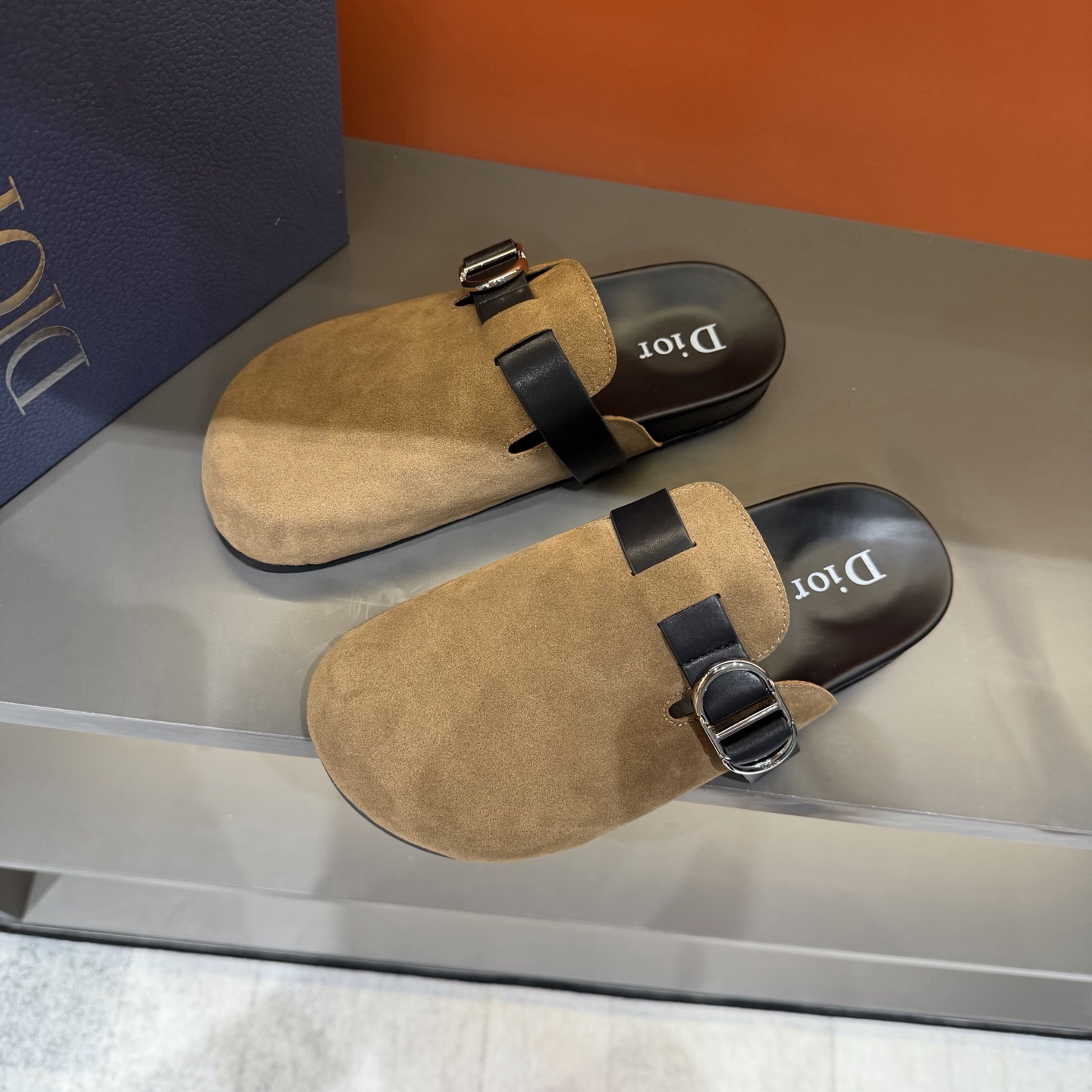 Dior