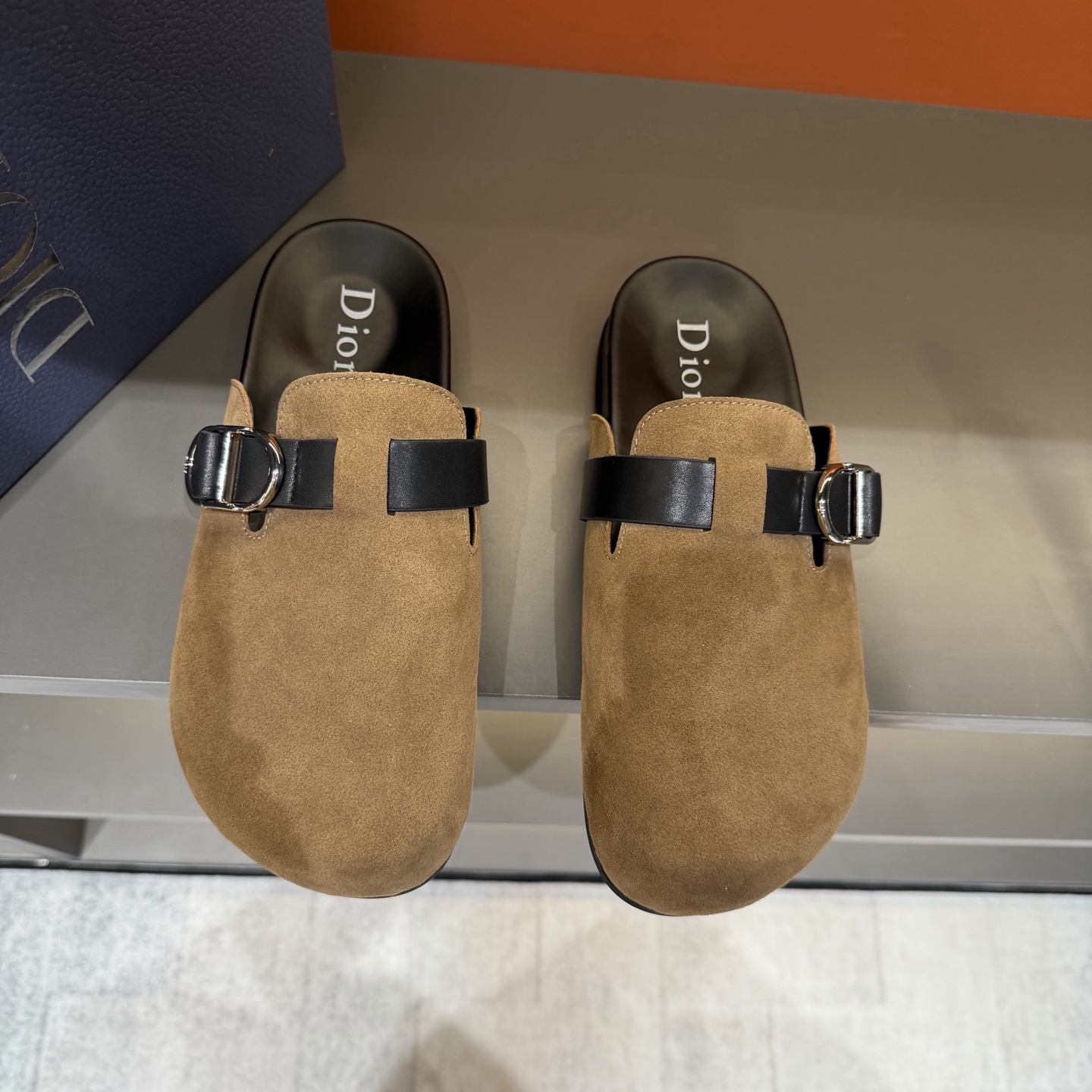 Dior