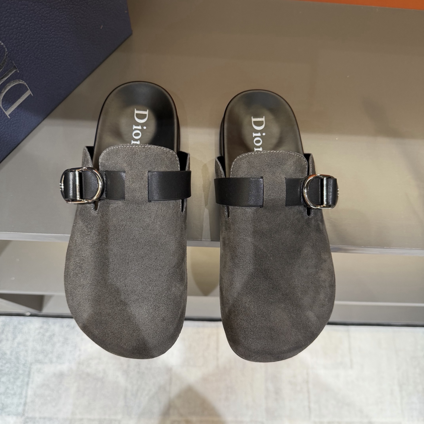Dior