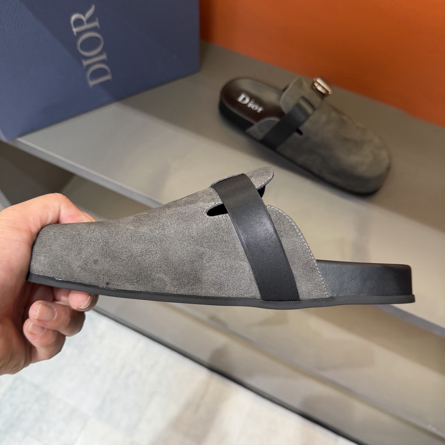 Dior
