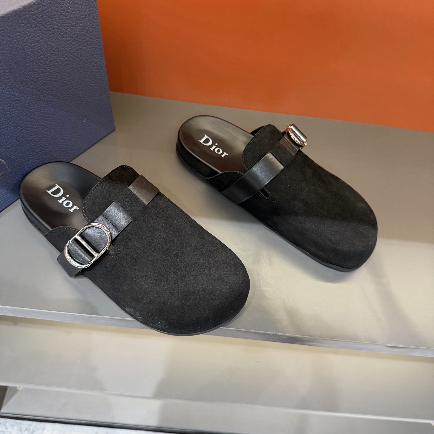Dior