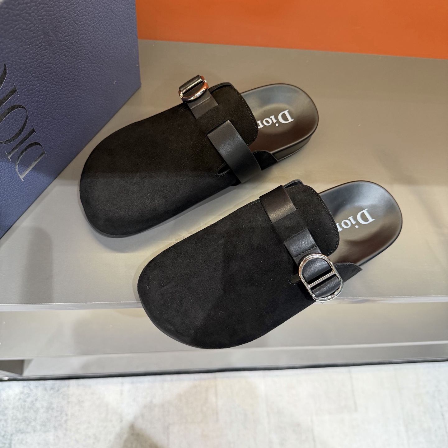 Dior