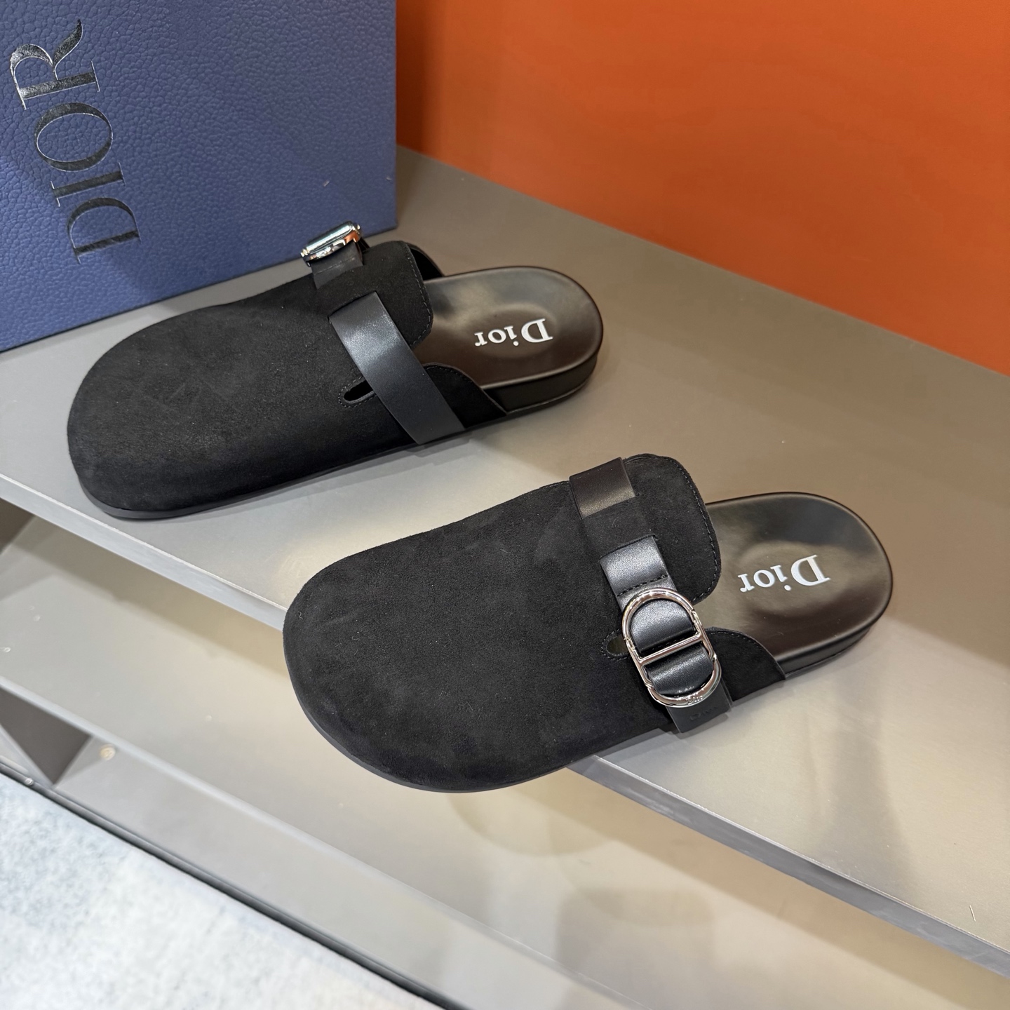 Dior