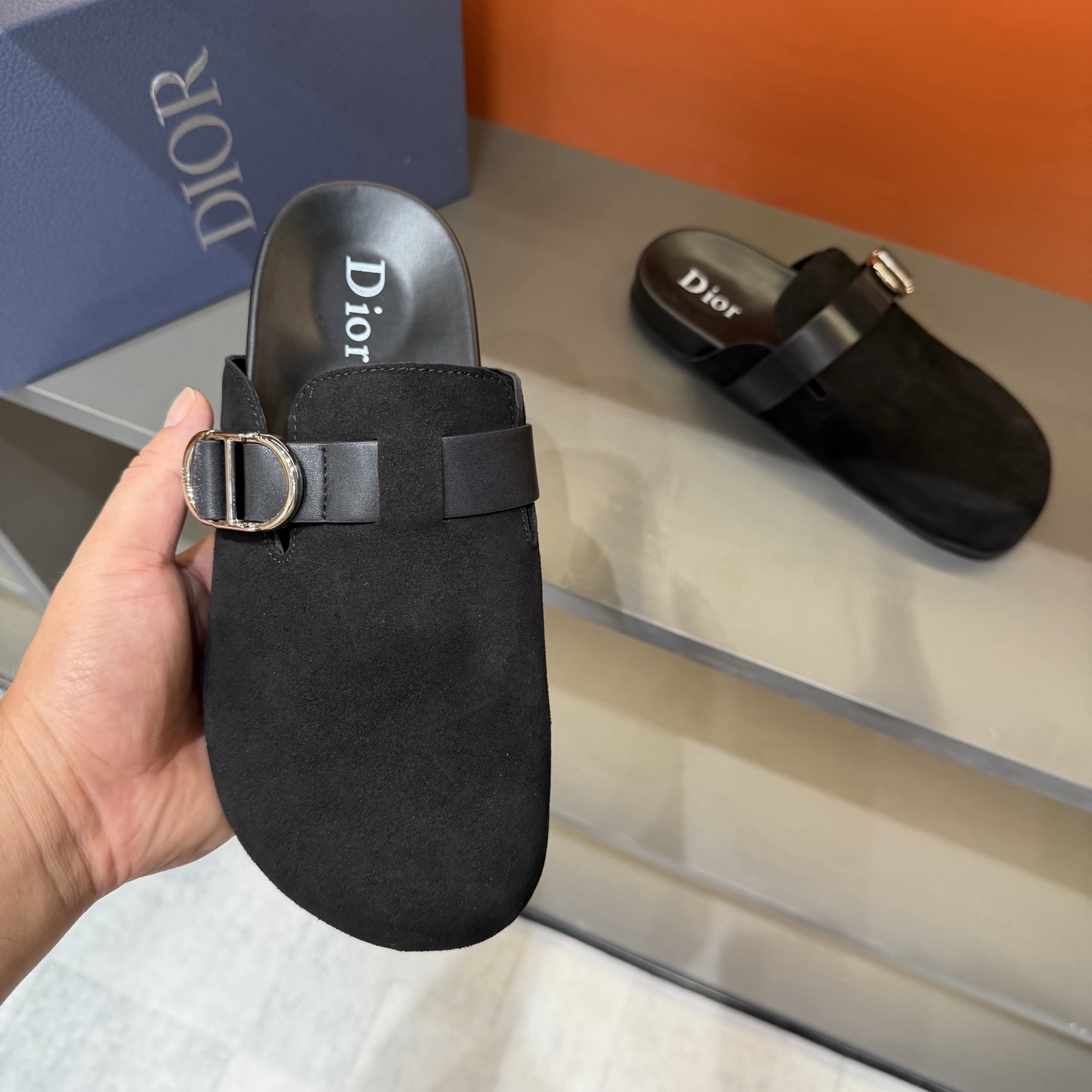 Dior