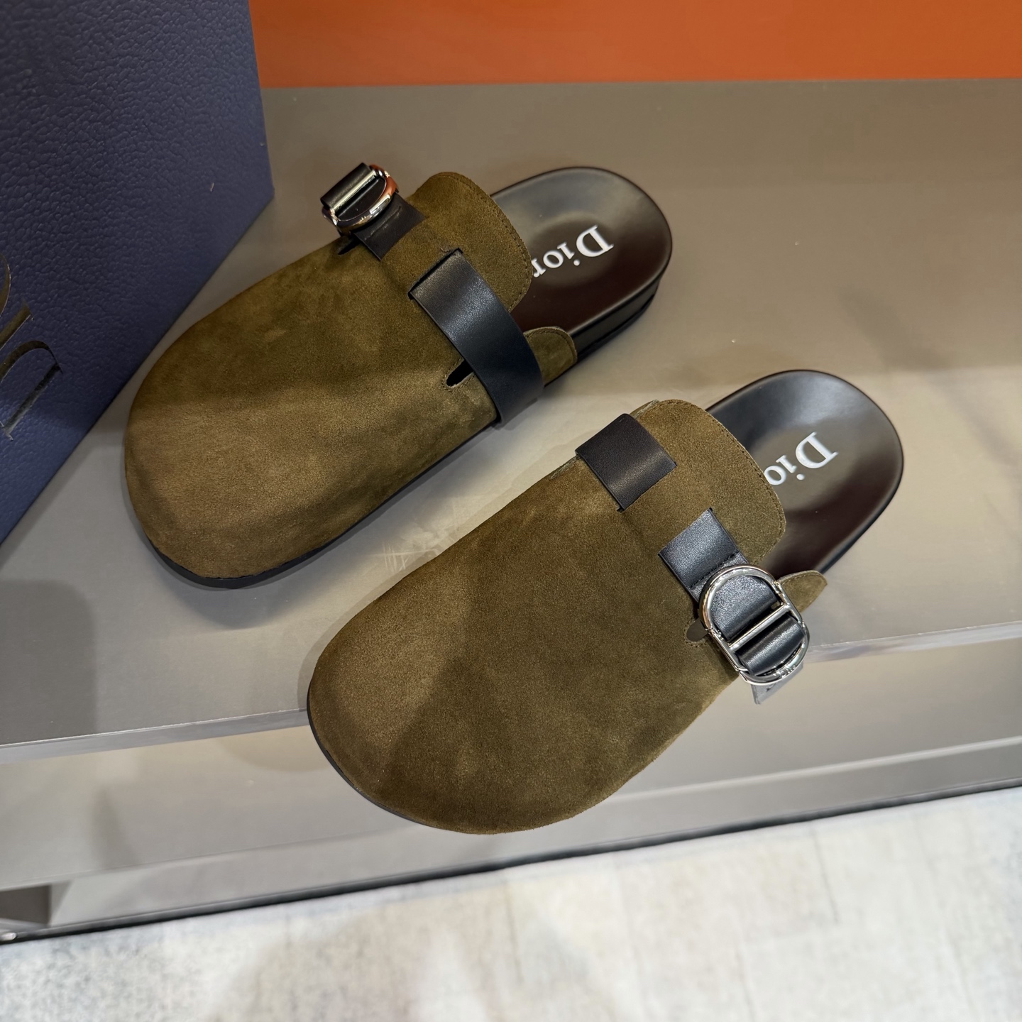 Dior
