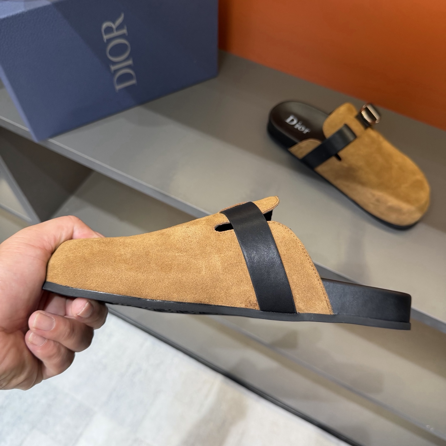 Dior