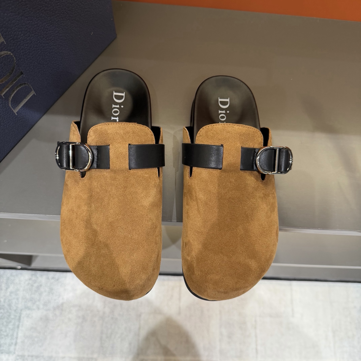 Dior