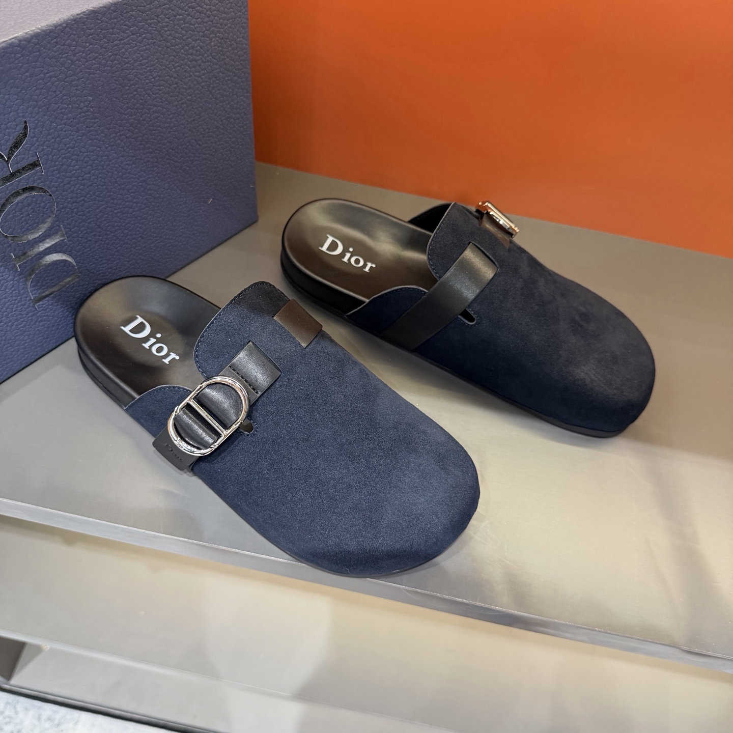 Dior
