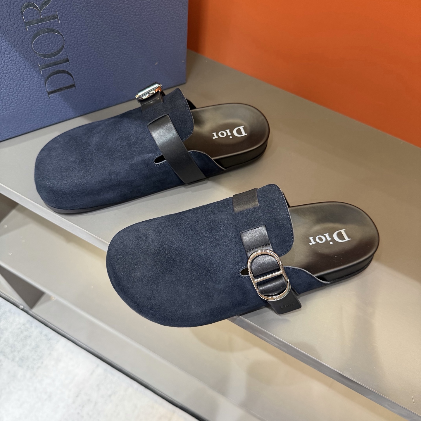 Dior