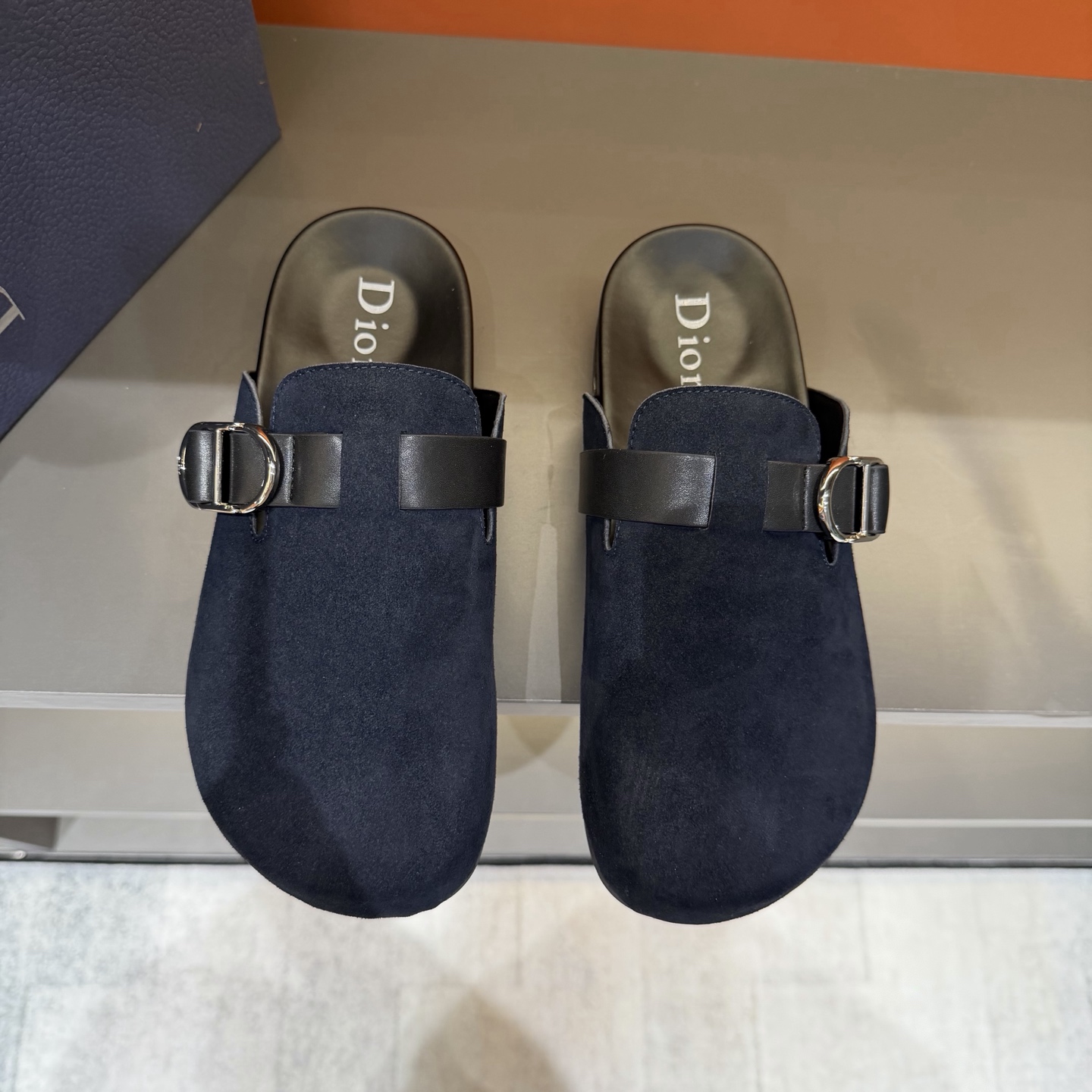 Dior