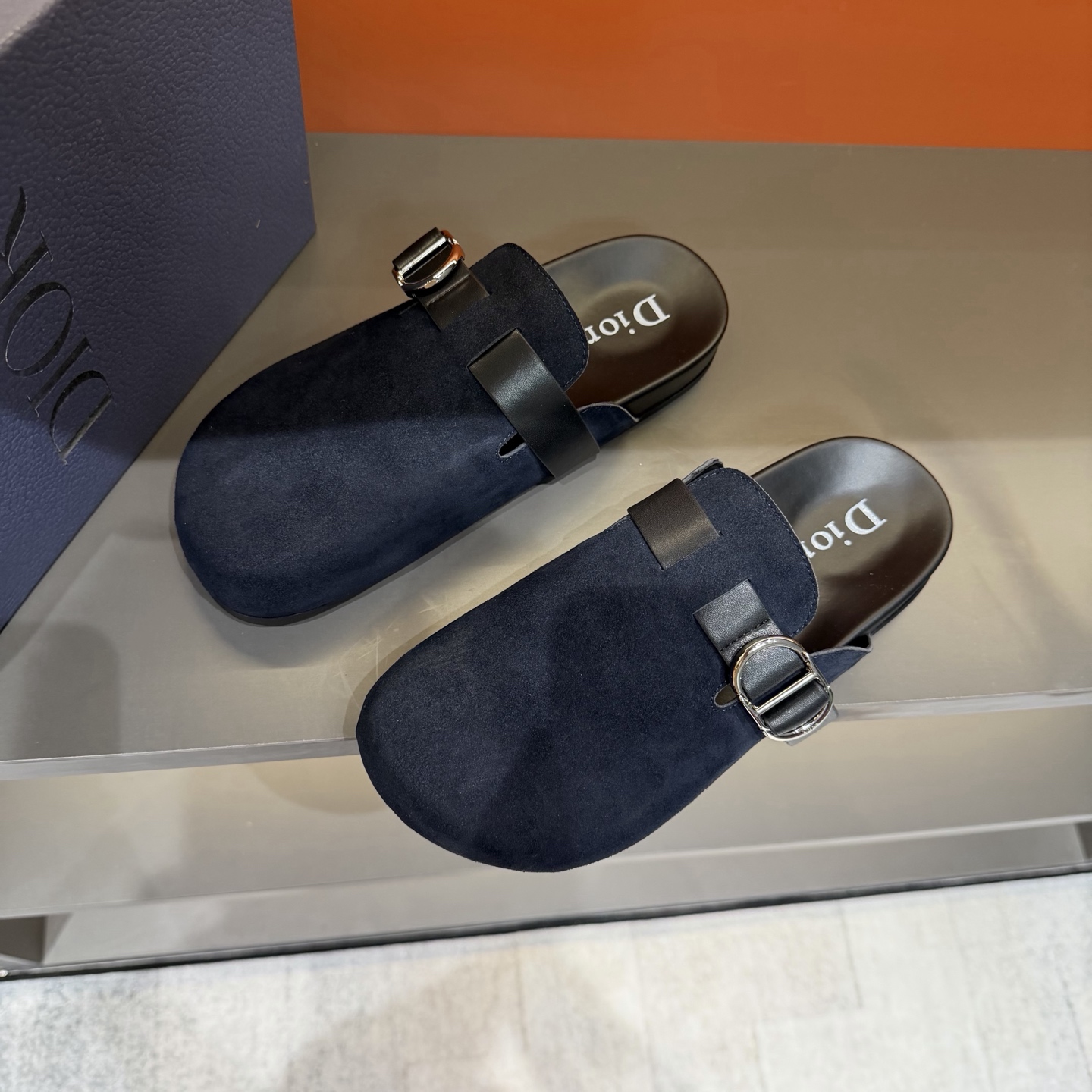 Dior