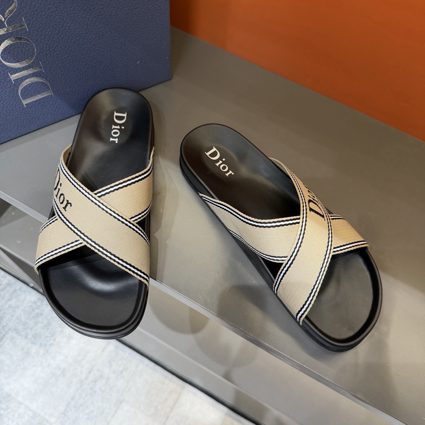 Dior
