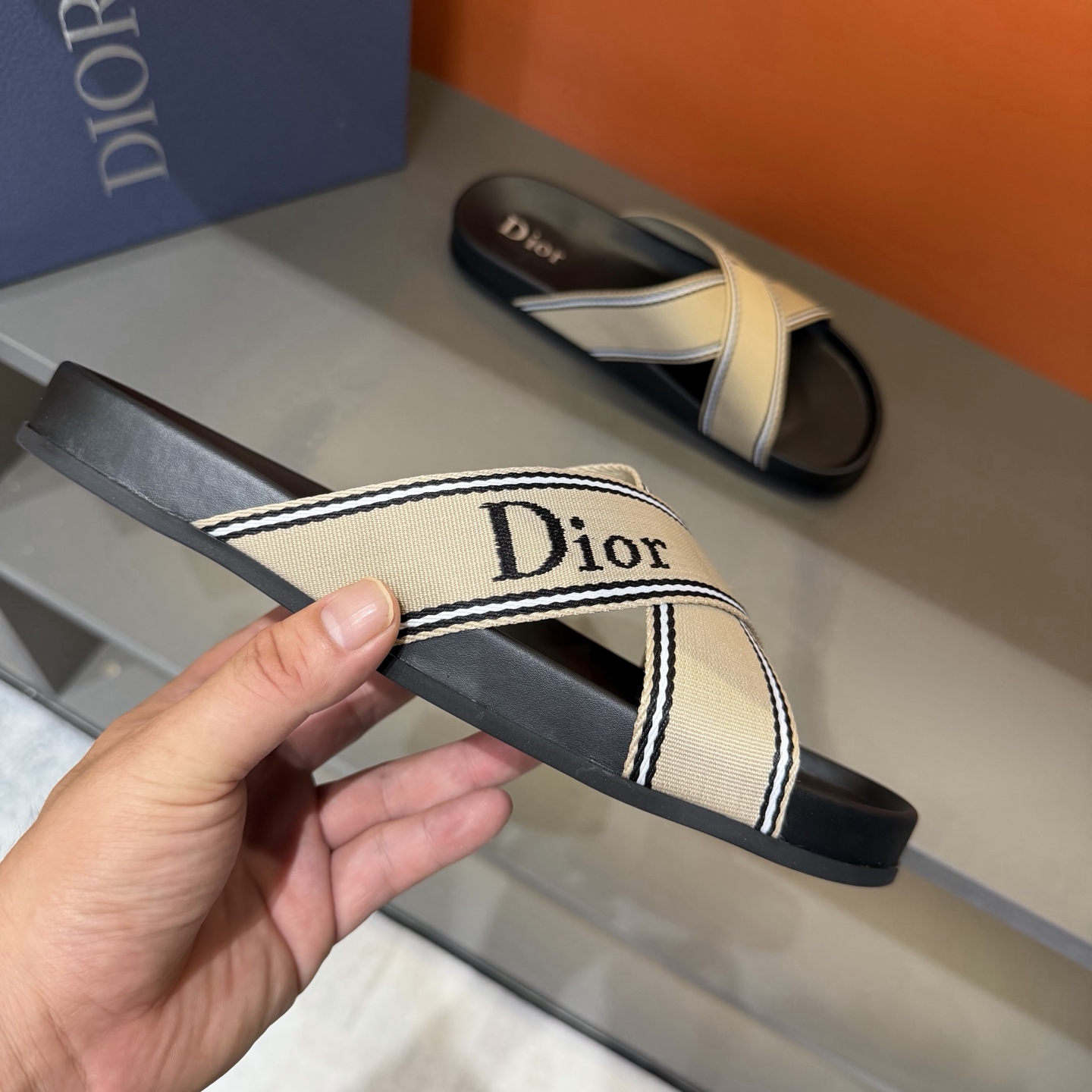 Dior
