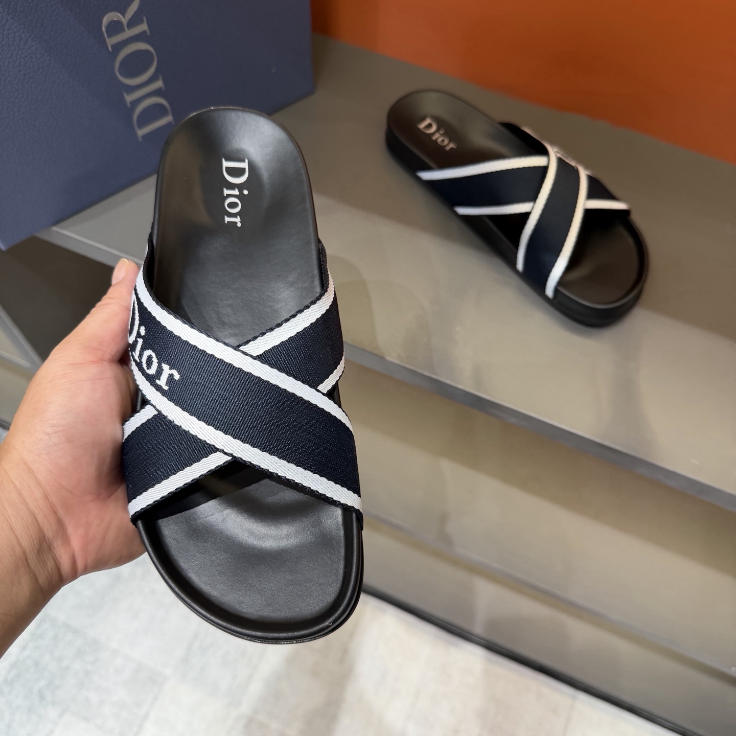 Dior