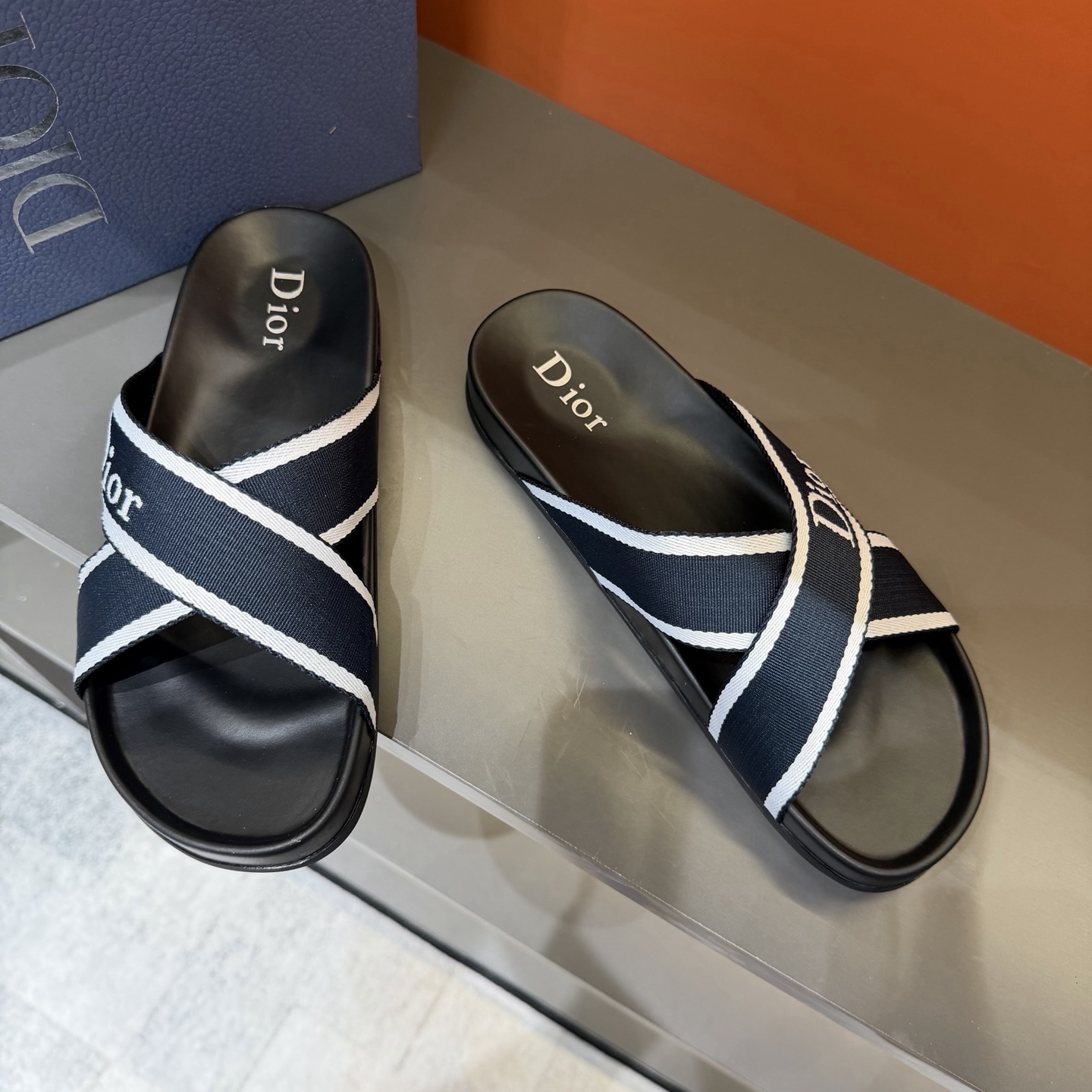 Dior